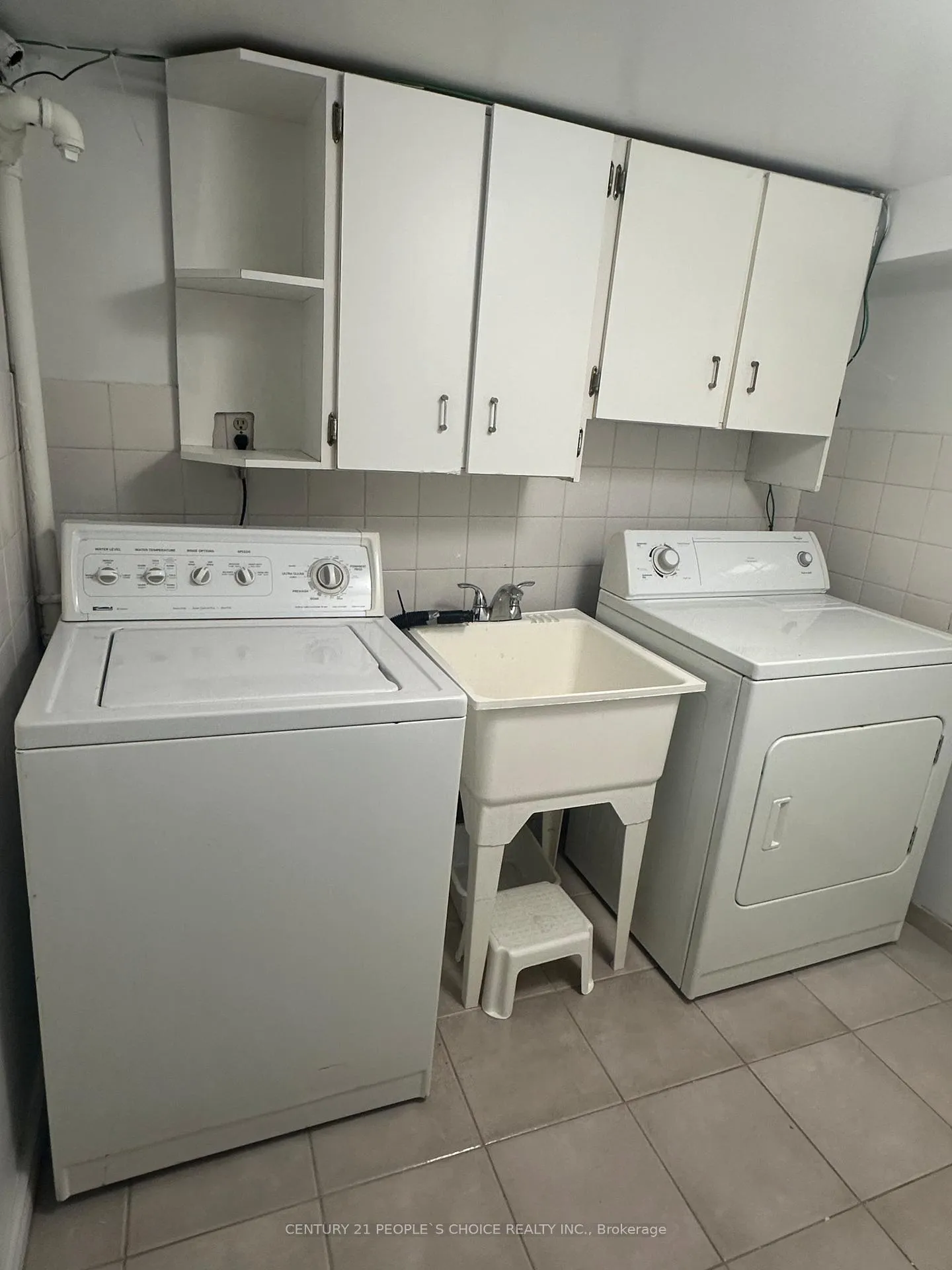 Photo 13 of 98 Chambers Avenue, Toronto, Weston-Pellam Park — HOMEH