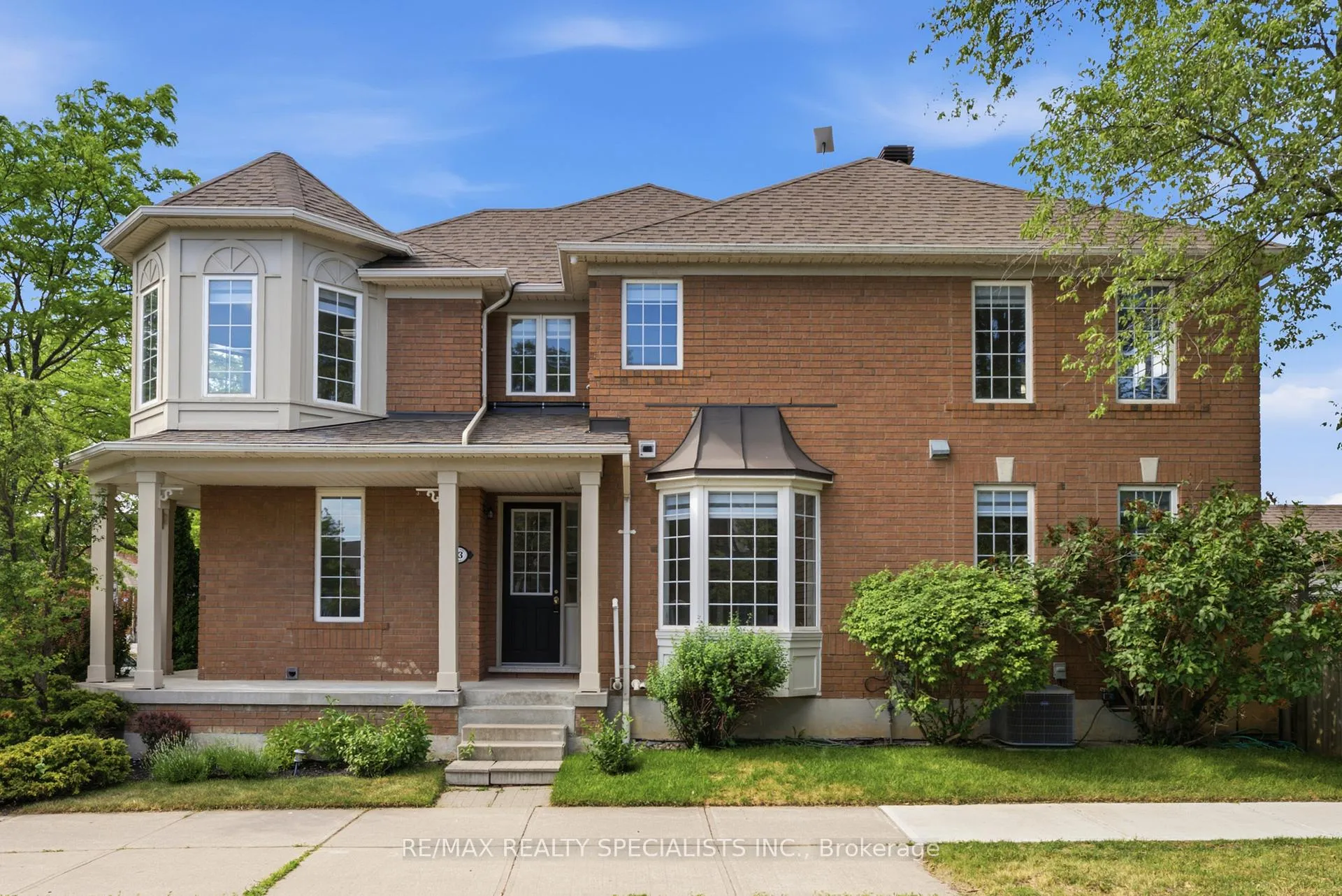 Photo 2 of 73 Gowland Road, Markham, Cornell — HOMEH