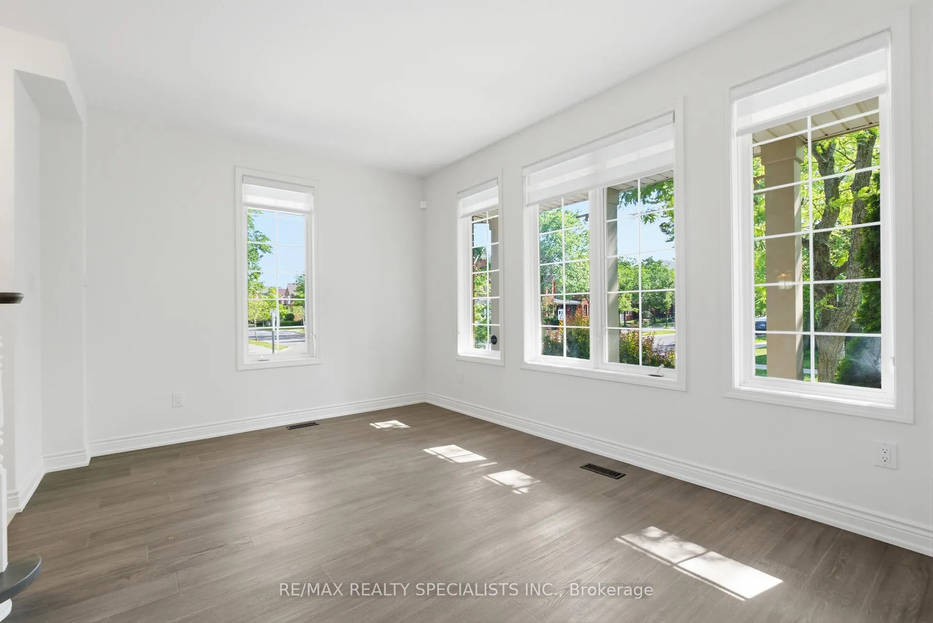 Photo 9 of 73 Gowland Road, Markham, Cornell — HOMEH