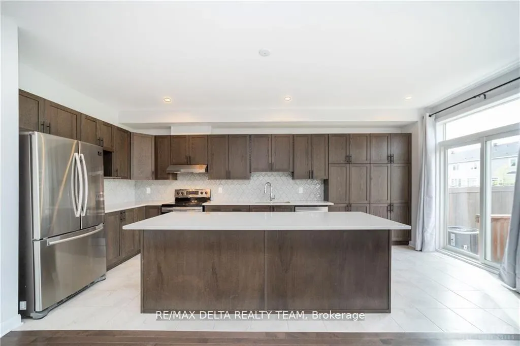 Photo 10 of 84 Gardenpost Terrace, Ottawa, Avalon West — HOMEH