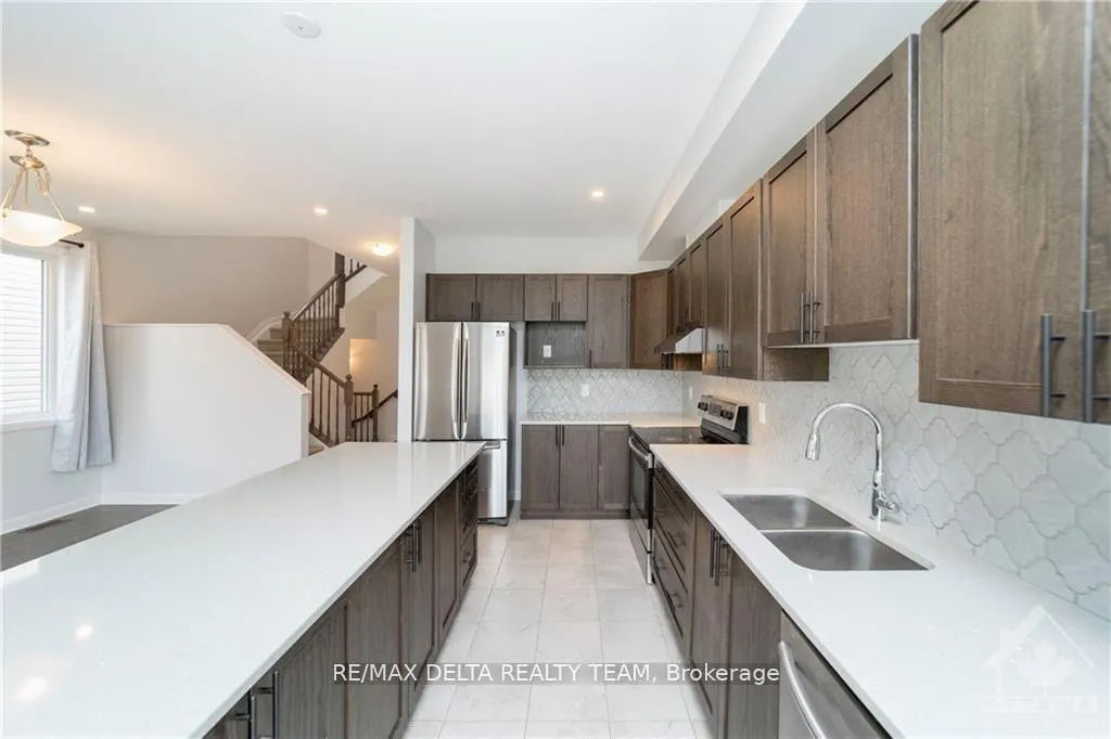 Photo 11 of 84 Gardenpost Terrace, Ottawa, Avalon West — HOMEH