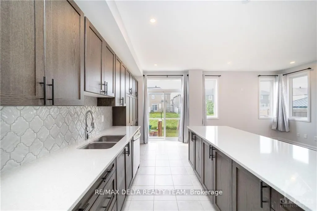 Photo 14 of 84 Gardenpost Terrace, Ottawa, Avalon West — HOMEH