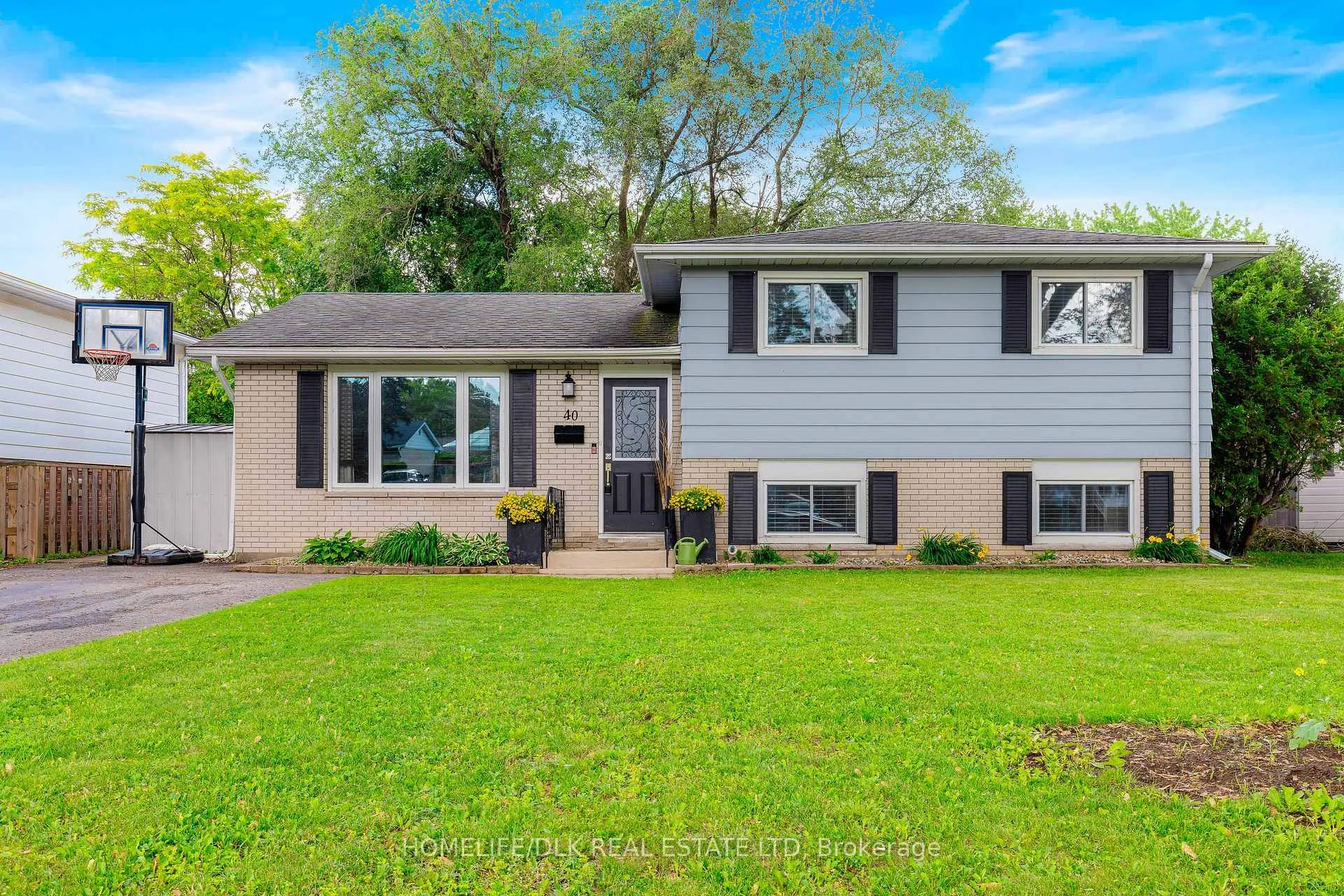 Photo 1 of 40 Meighen Crescent, Brockville, Brockville — HOMEH