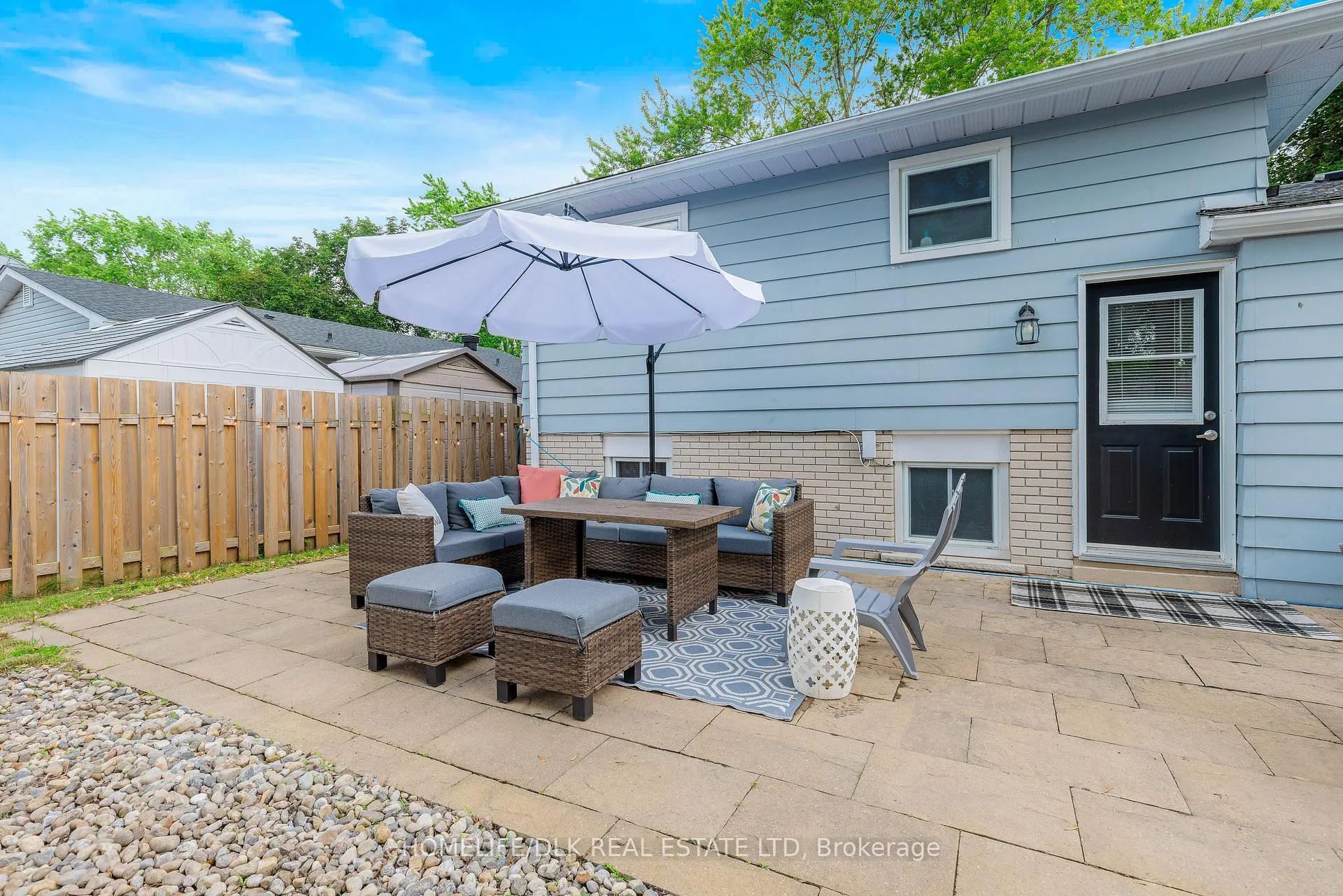 Photo 7 of 40 Meighen Crescent, Brockville, Brockville — HOMEH