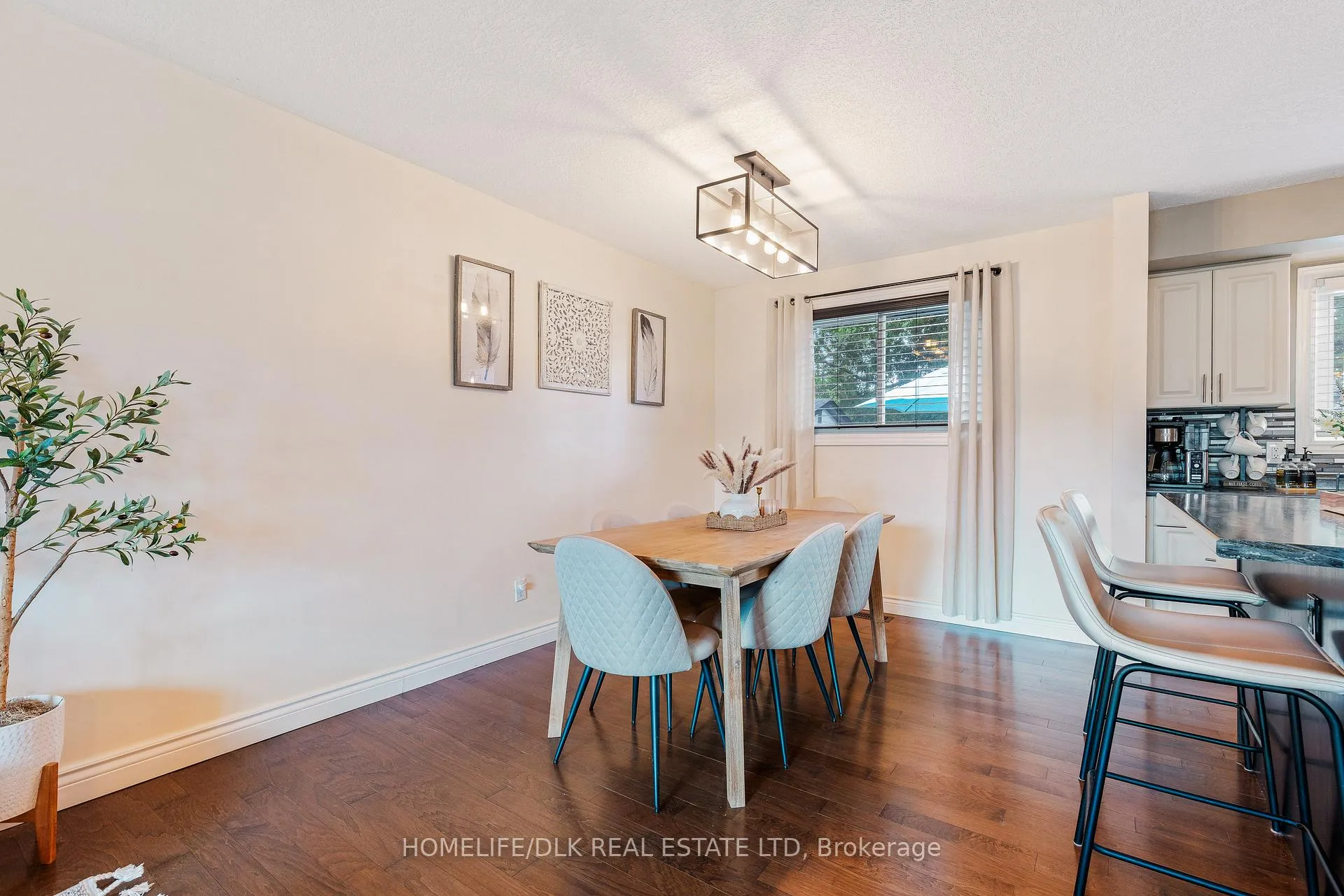 Photo 16 of 40 Meighen Crescent, Brockville, Brockville — HOMEH