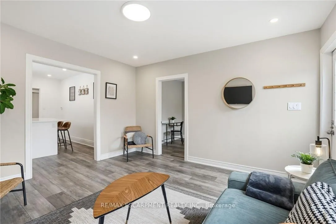Photo 11 of 390 Hunter Street W, Hamilton, Kirkendall — HOMEH