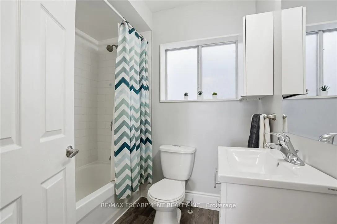 Photo 20 of 390 Hunter Street W, Hamilton, Kirkendall — HOMEH