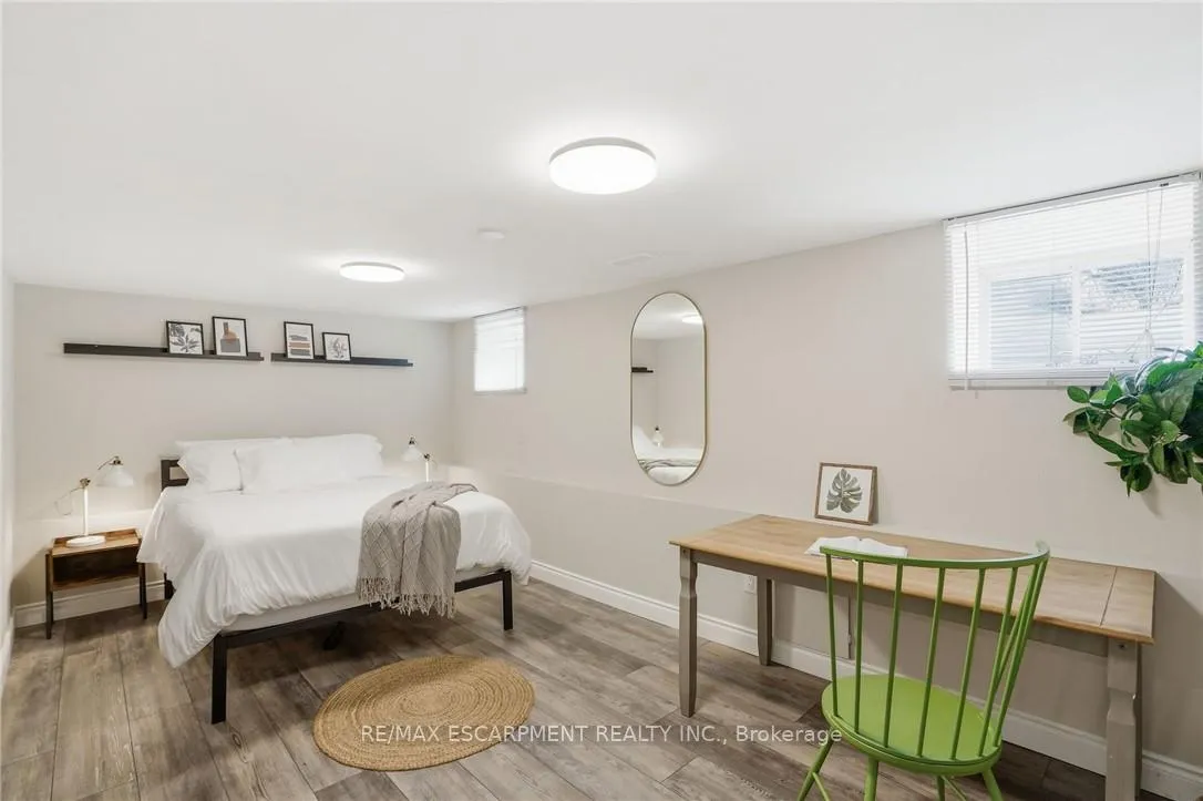 Photo 25 of 390 Hunter Street W, Hamilton, Kirkendall — HOMEH