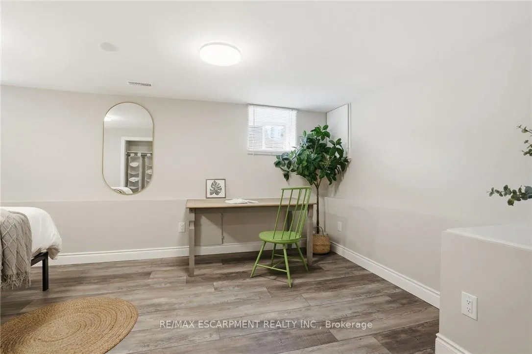 Photo 27 of 390 Hunter Street W, Hamilton, Kirkendall — HOMEH