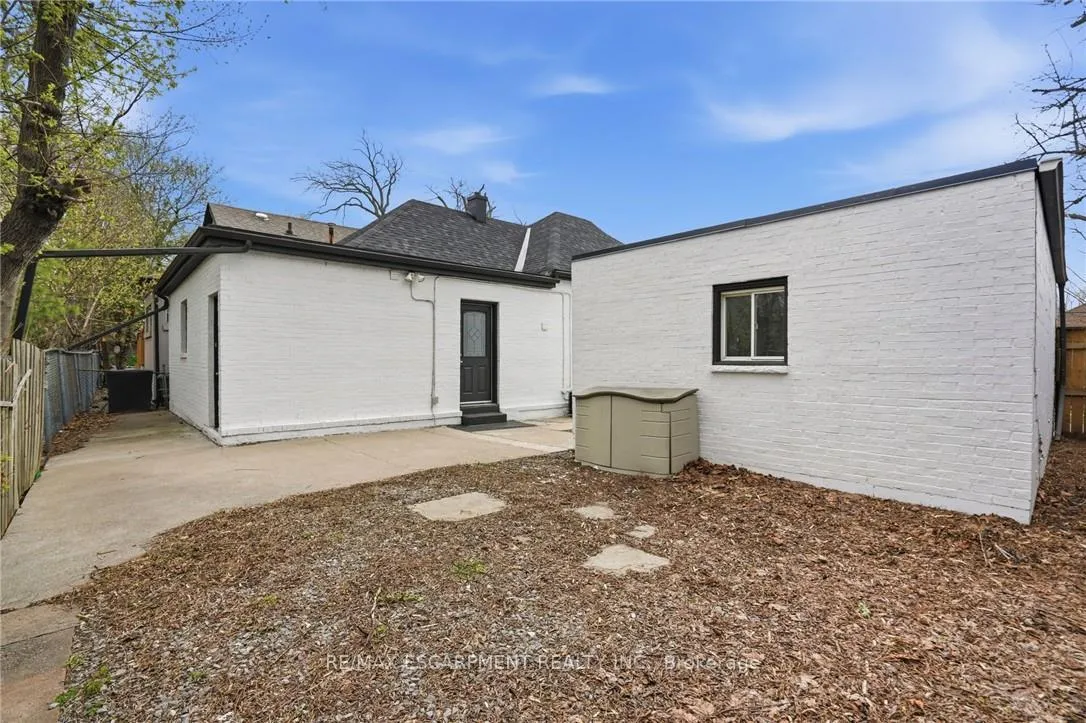 Photo 33 of 390 Hunter Street W, Hamilton, Kirkendall — HOMEH