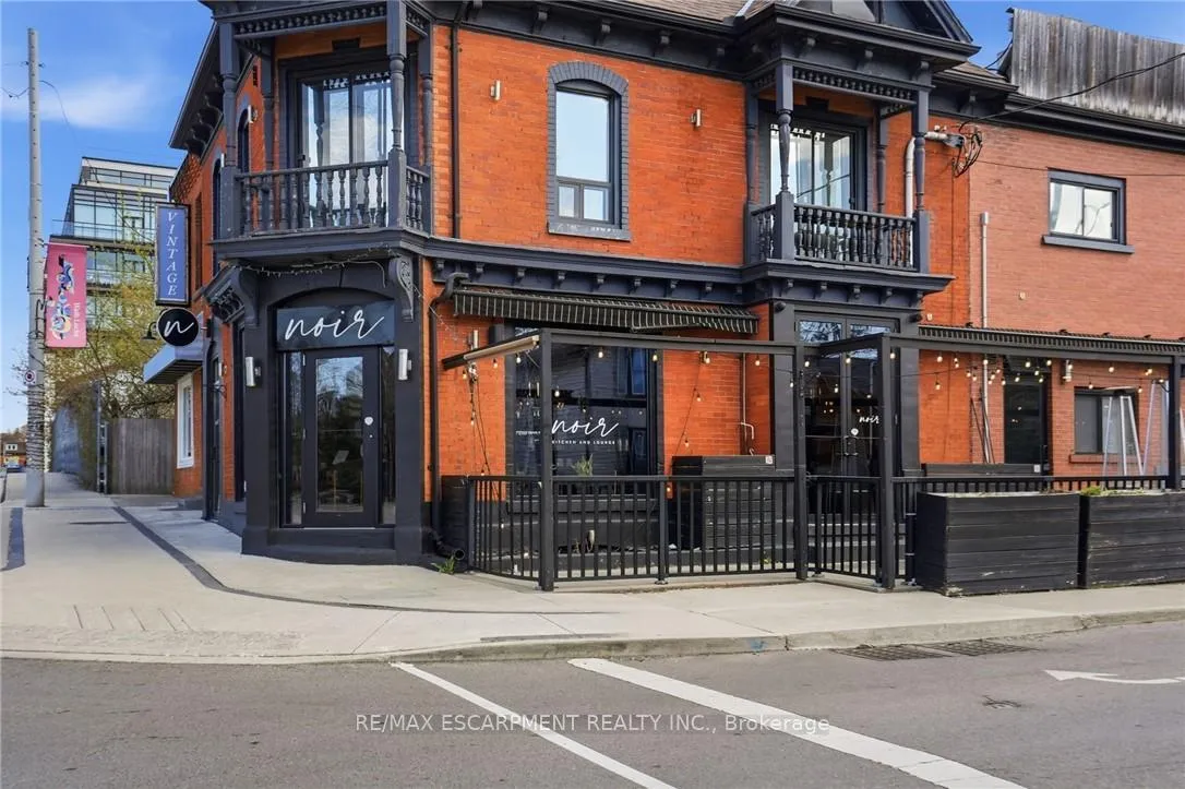 Photo 39 of 390 Hunter Street W, Hamilton, Kirkendall — HOMEH