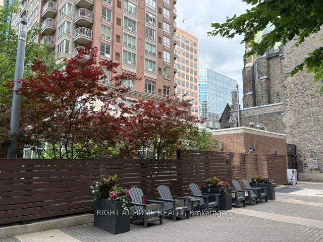 Photo 8 of Unit 2505, 28 Ted Rogers Way, Toronto, Church-Yonge Corridor — HOMEH
