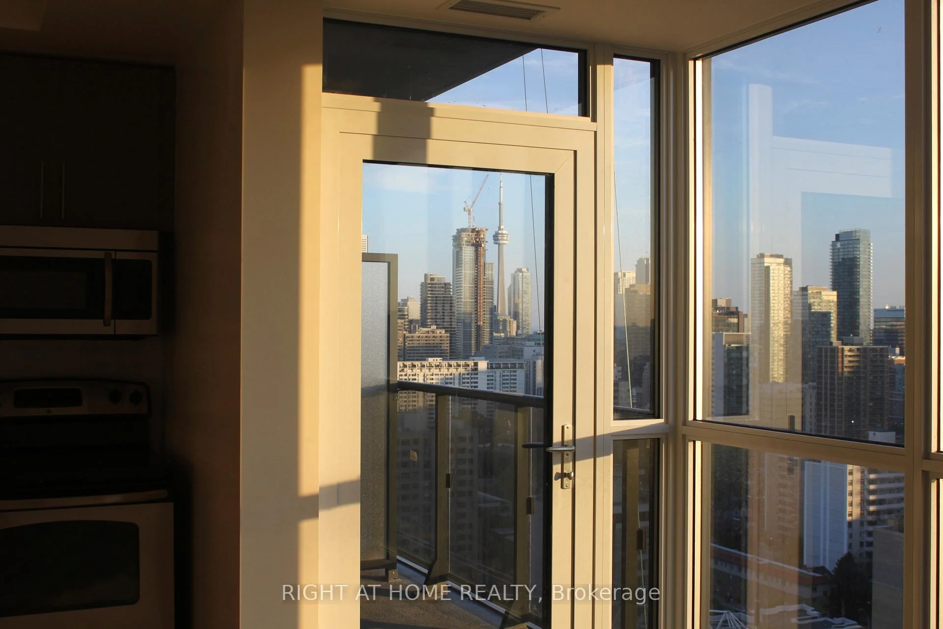 Photo 20 of Unit 2505, 28 Ted Rogers Way, Toronto, Church-Yonge Corridor — HOMEH