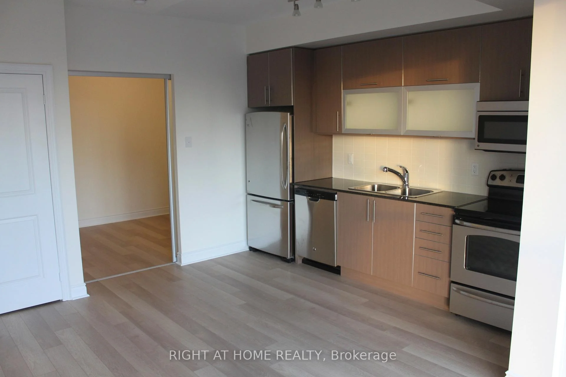 Photo 22 of Unit 2505, 28 Ted Rogers Way, Toronto, Church-Yonge Corridor — HOMEH