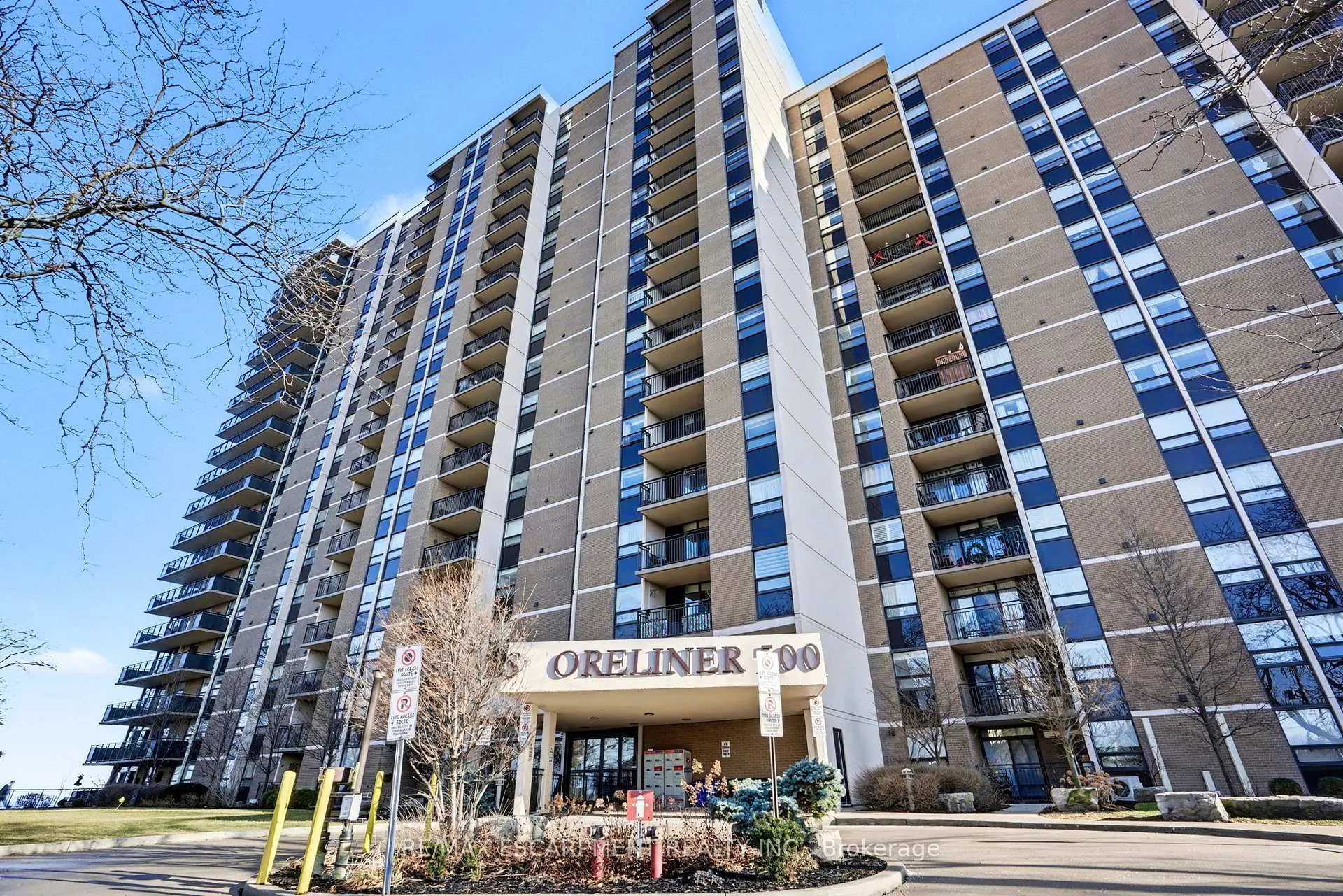 Photo 1 of Unit 218, 500 Green Road, Hamilton, Lakeshore — HOMEH