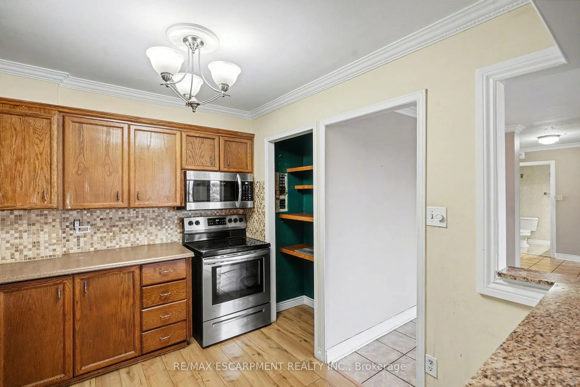 Photo 13 of Unit 218, 500 Green Road, Hamilton, Lakeshore — HOMEH