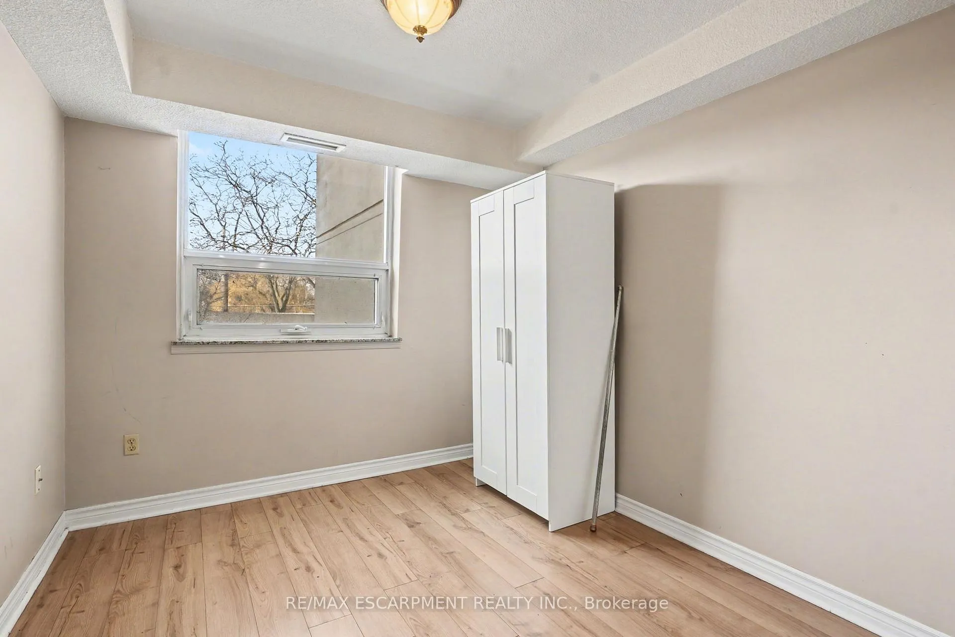 Photo 24 of Unit 218, 500 Green Road, Hamilton, Lakeshore — HOMEH