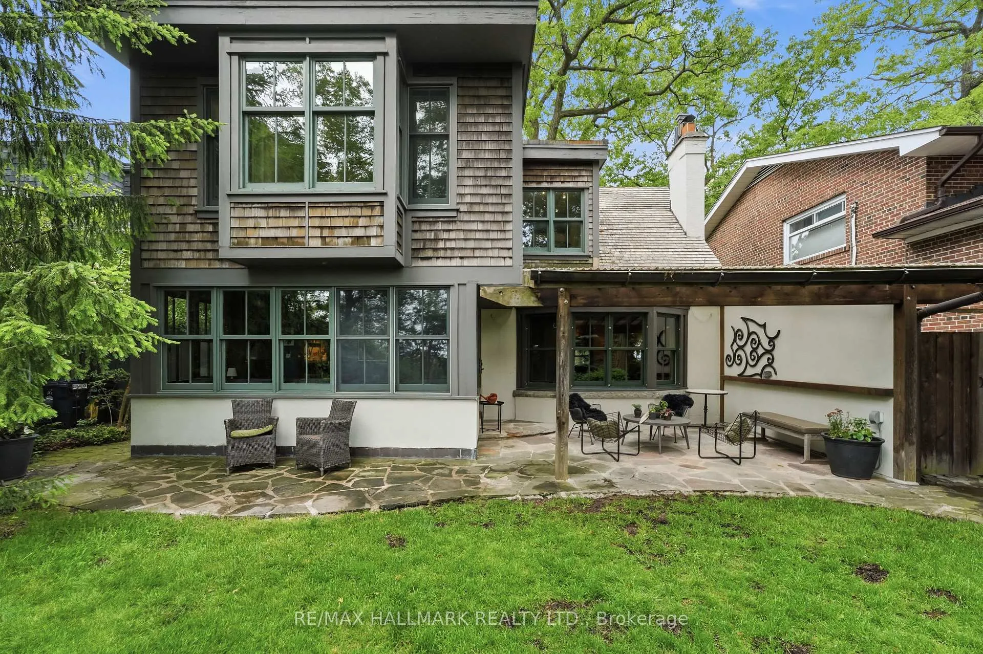 Photo 15 of 31 Glen Oak Drive, Toronto, East End-Danforth — HOMEH