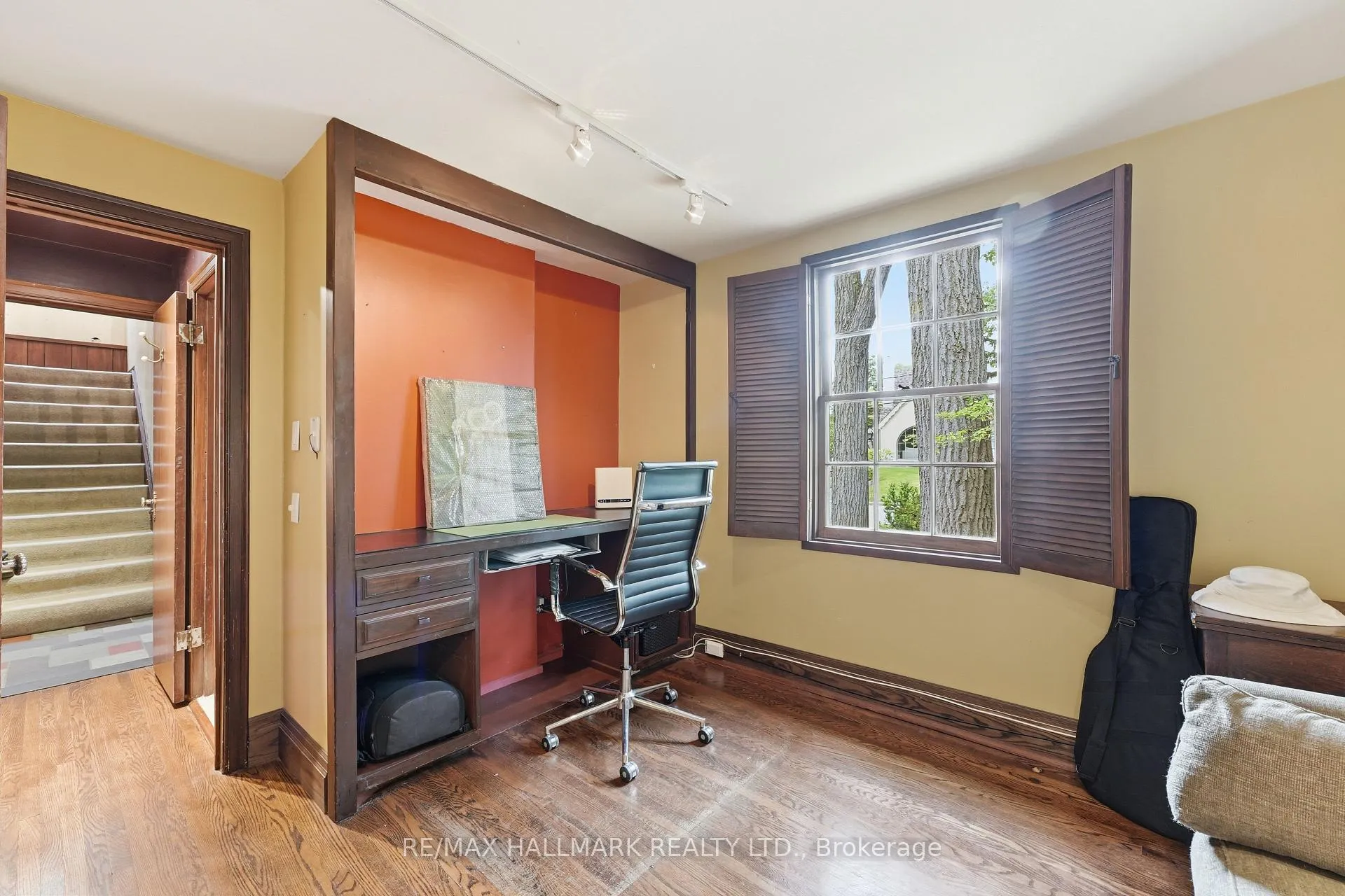 Photo 31 of 31 Glen Oak Drive, Toronto, East End-Danforth — HOMEH