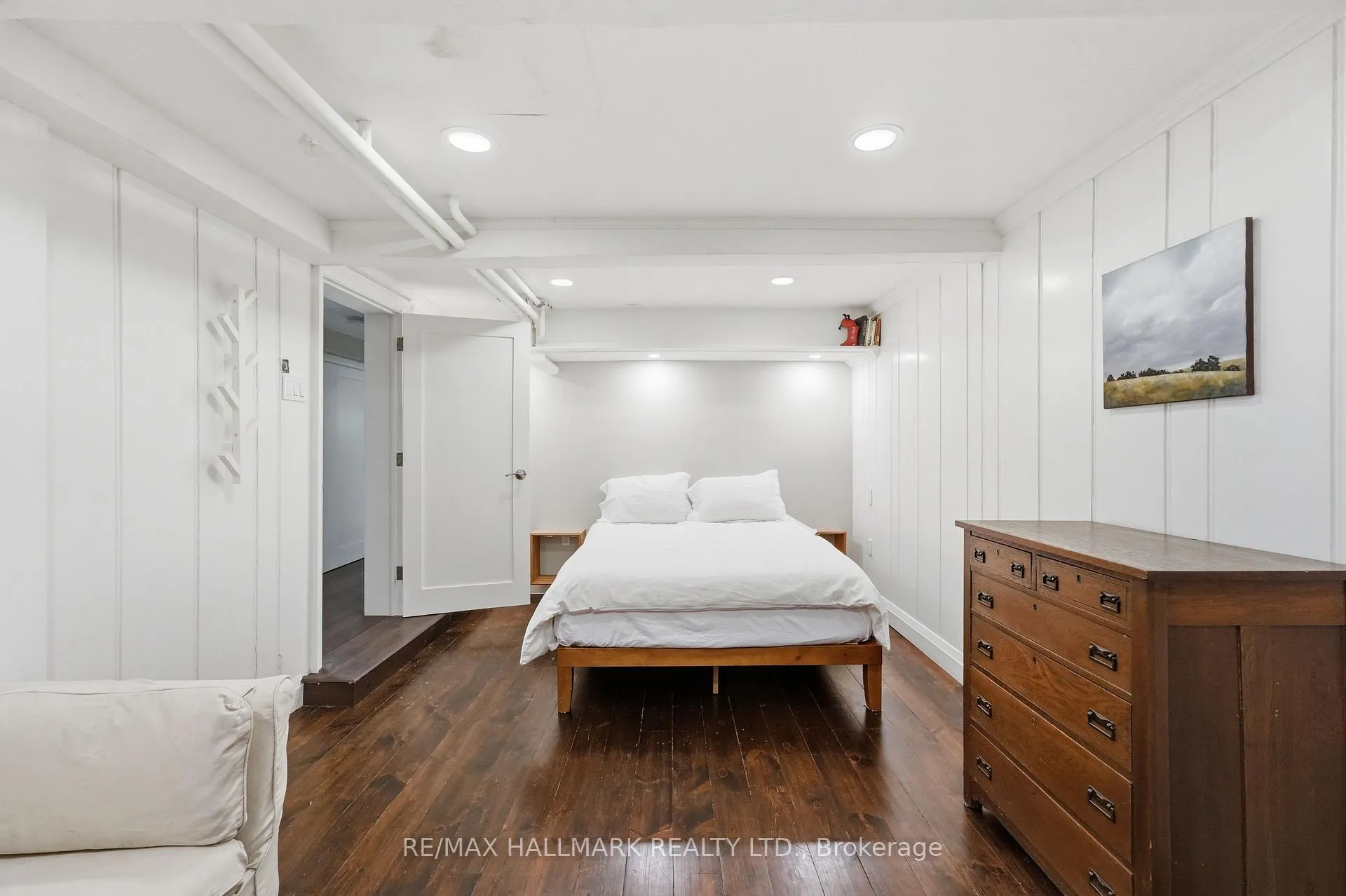 Photo 34 of 31 Glen Oak Drive, Toronto, East End-Danforth — HOMEH