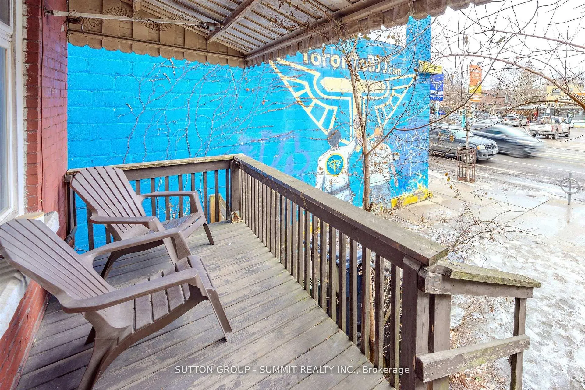 Photo 5 of 811 Bloor Street W, Toronto, Palmerston-Little Italy — HOMEH