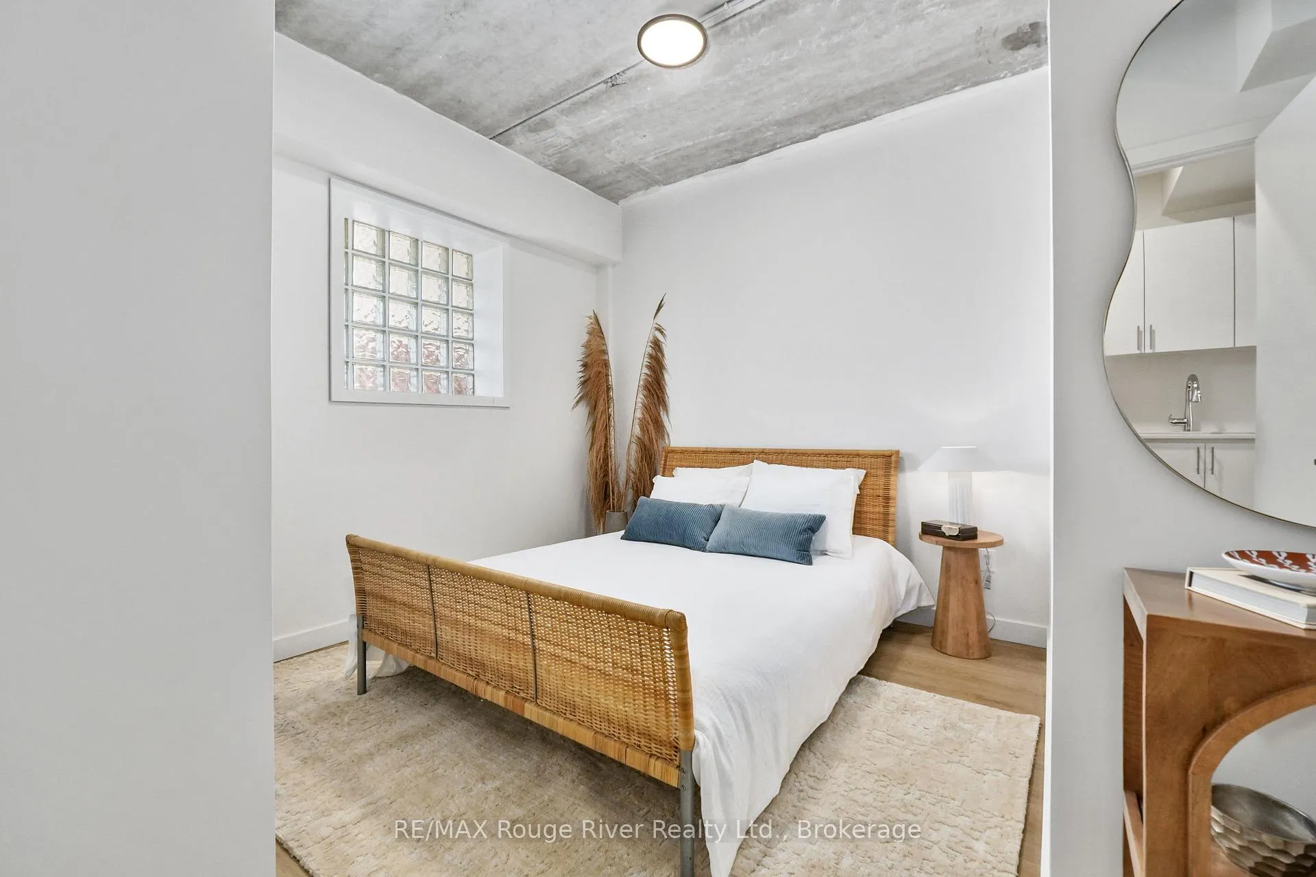 Photo 5 of Unit 305, 185 Division Street, Cobourg — HOMEH