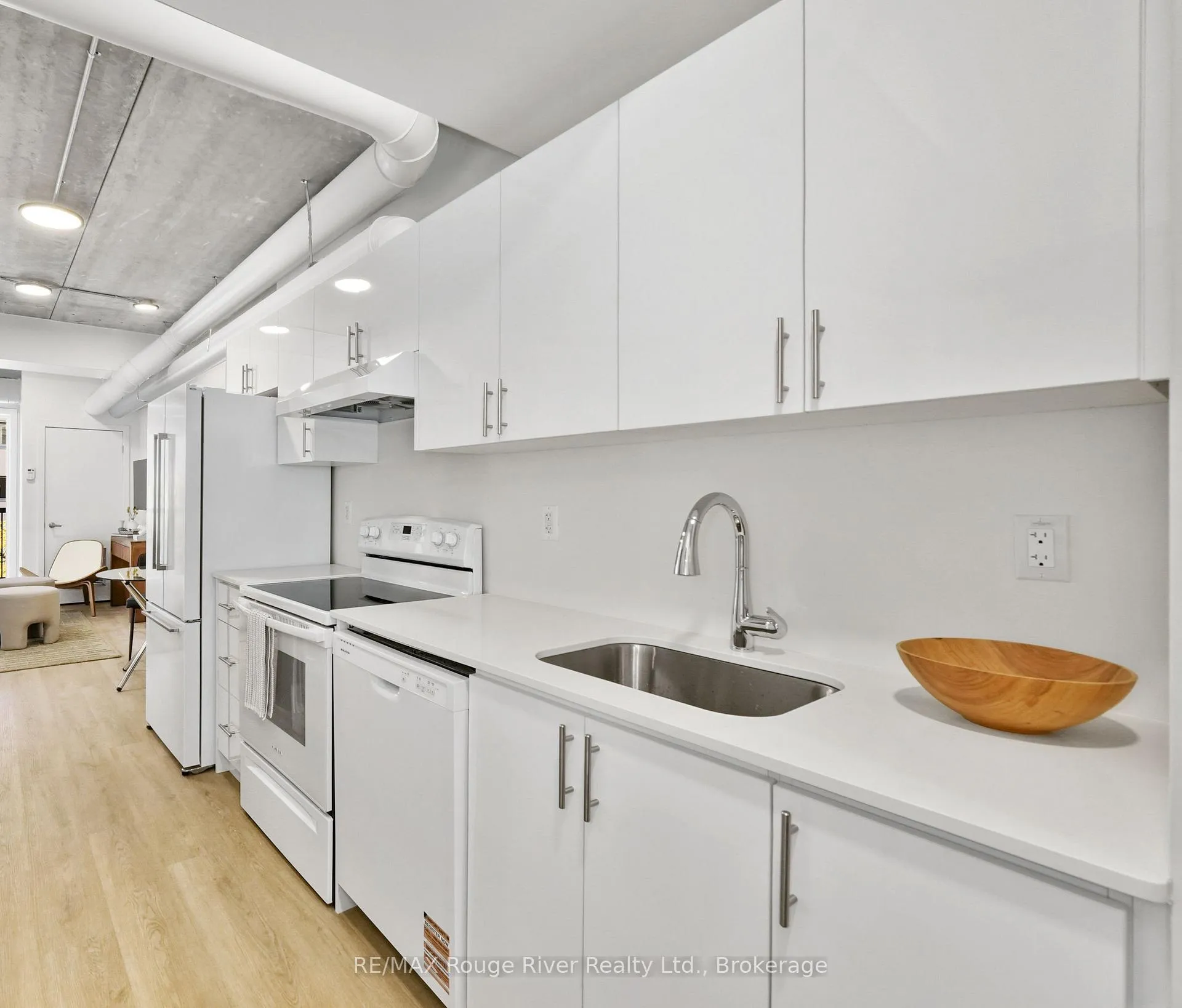 Photo 7 of Unit 305, 185 Division Street, Cobourg — HOMEH