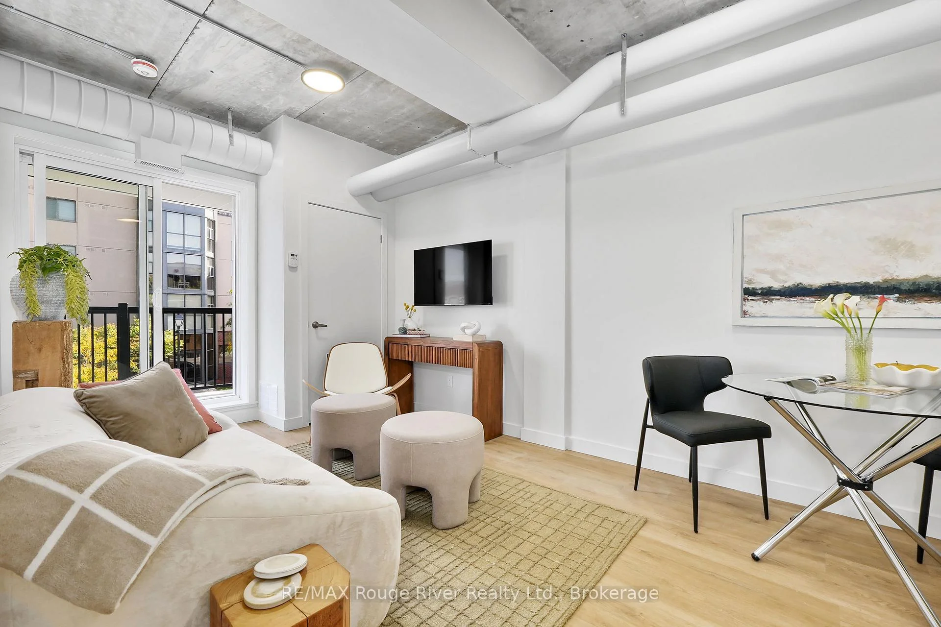 Photo 32 of Unit 305, 185 Division Street, Cobourg — HOMEH