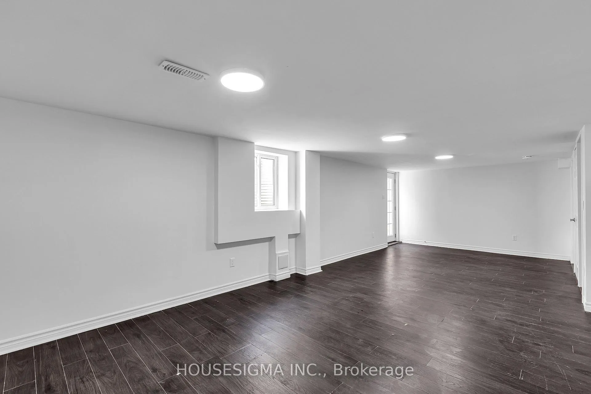 Photo 4 of 756 Stonepath Circle, Pickering, Amberlea — HOMEH
