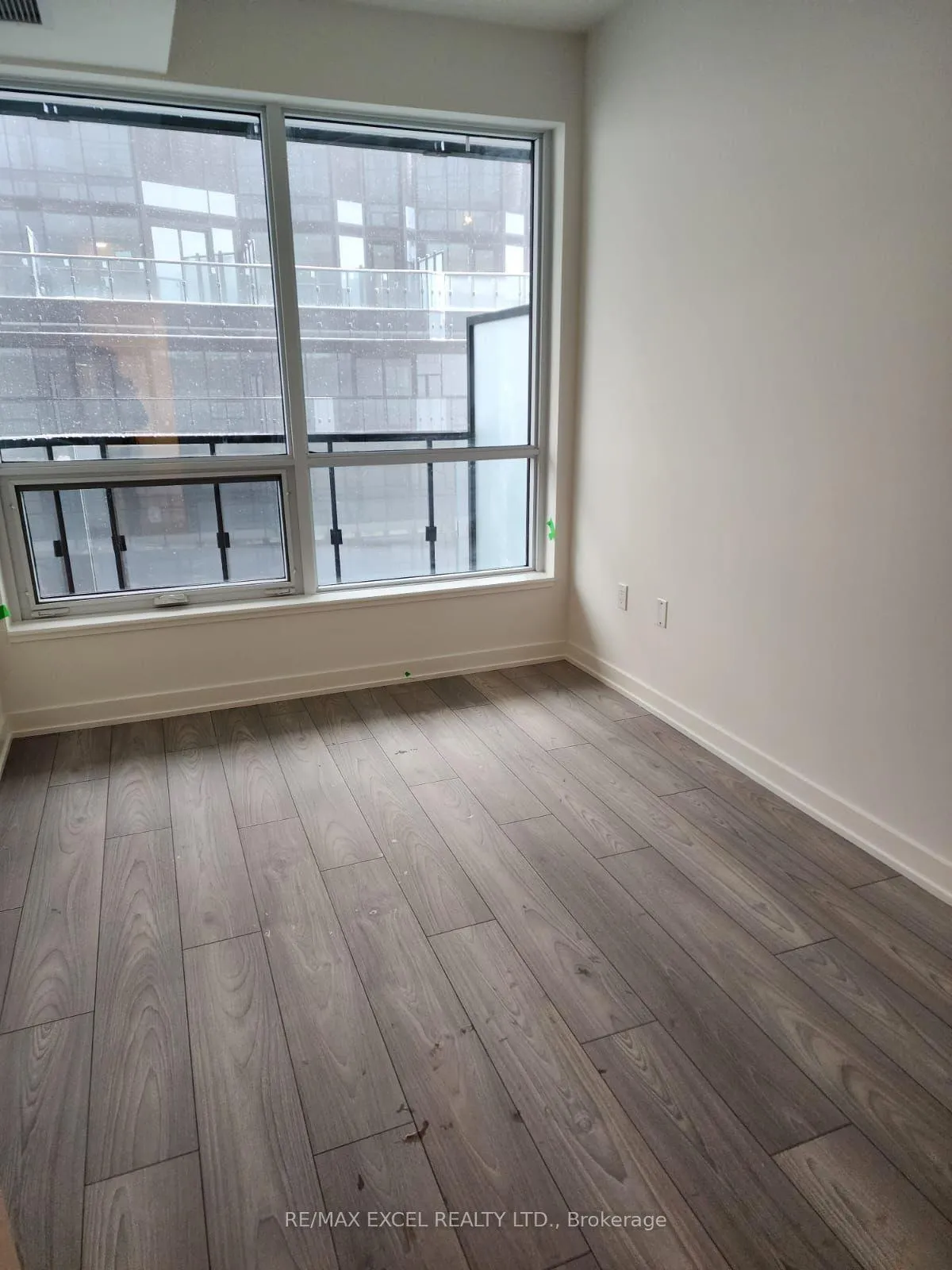 Photo 2 of Unit 2506, 110 Broadway Avenue, Toronto, Mount Pleasant West — HOMEH