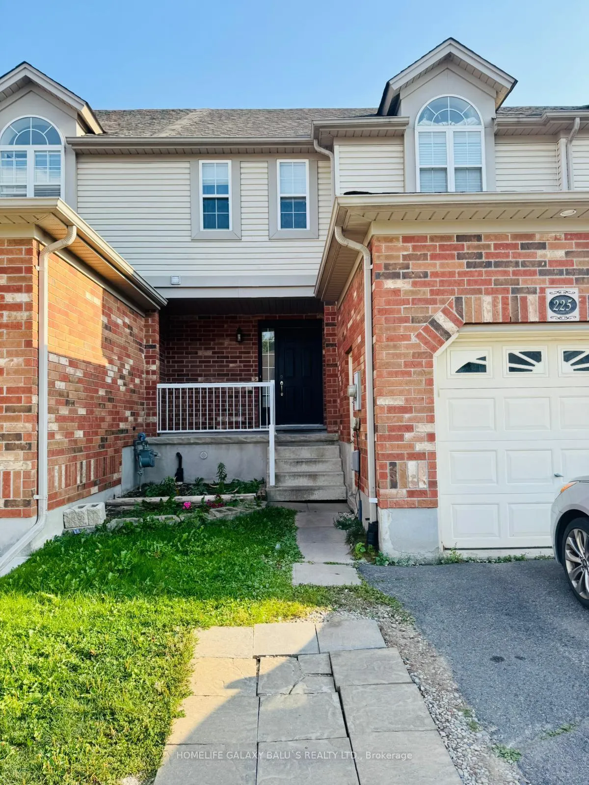 Photo 1 of 225 Cotton Grass Street, Kitchener, Laurentian Hills — HOMEH