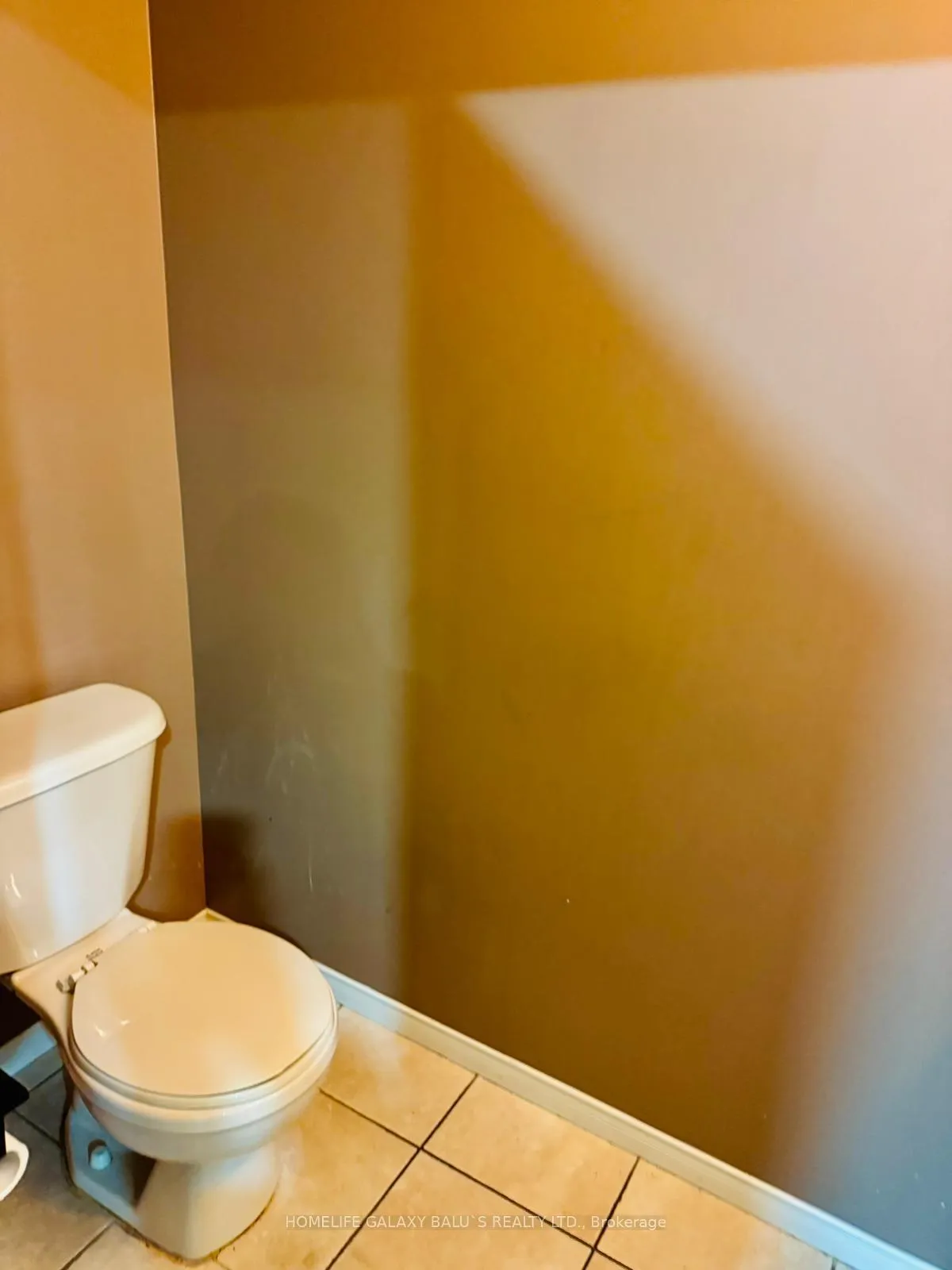 Photo 5 of 225 Cotton Grass Street, Kitchener, Laurentian Hills — HOMEH