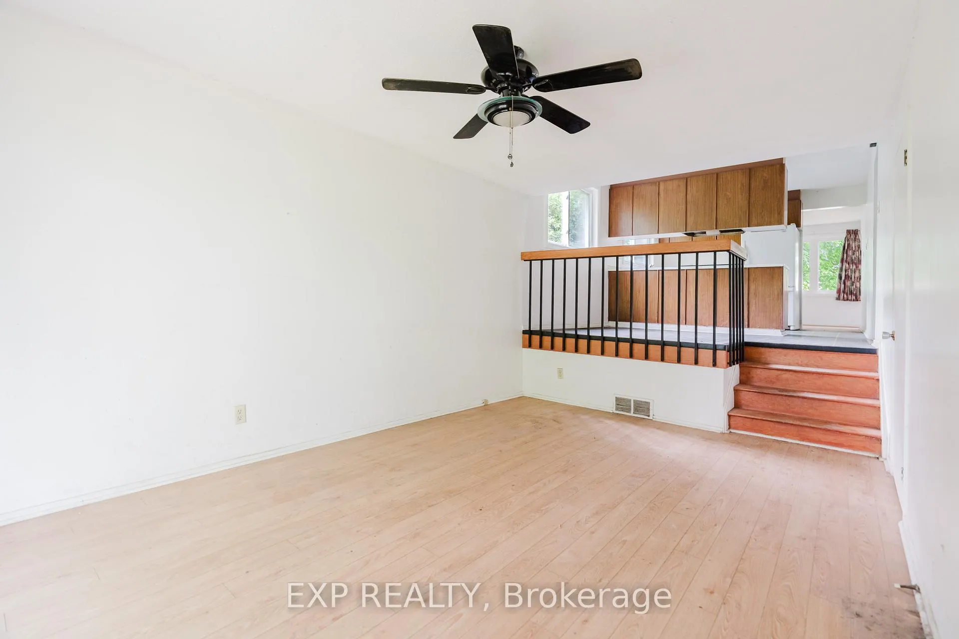 Photo 17 of 167 Withrow Avenue, Ottawa, Meadowlands/St. Claire Gardens — HOMEH