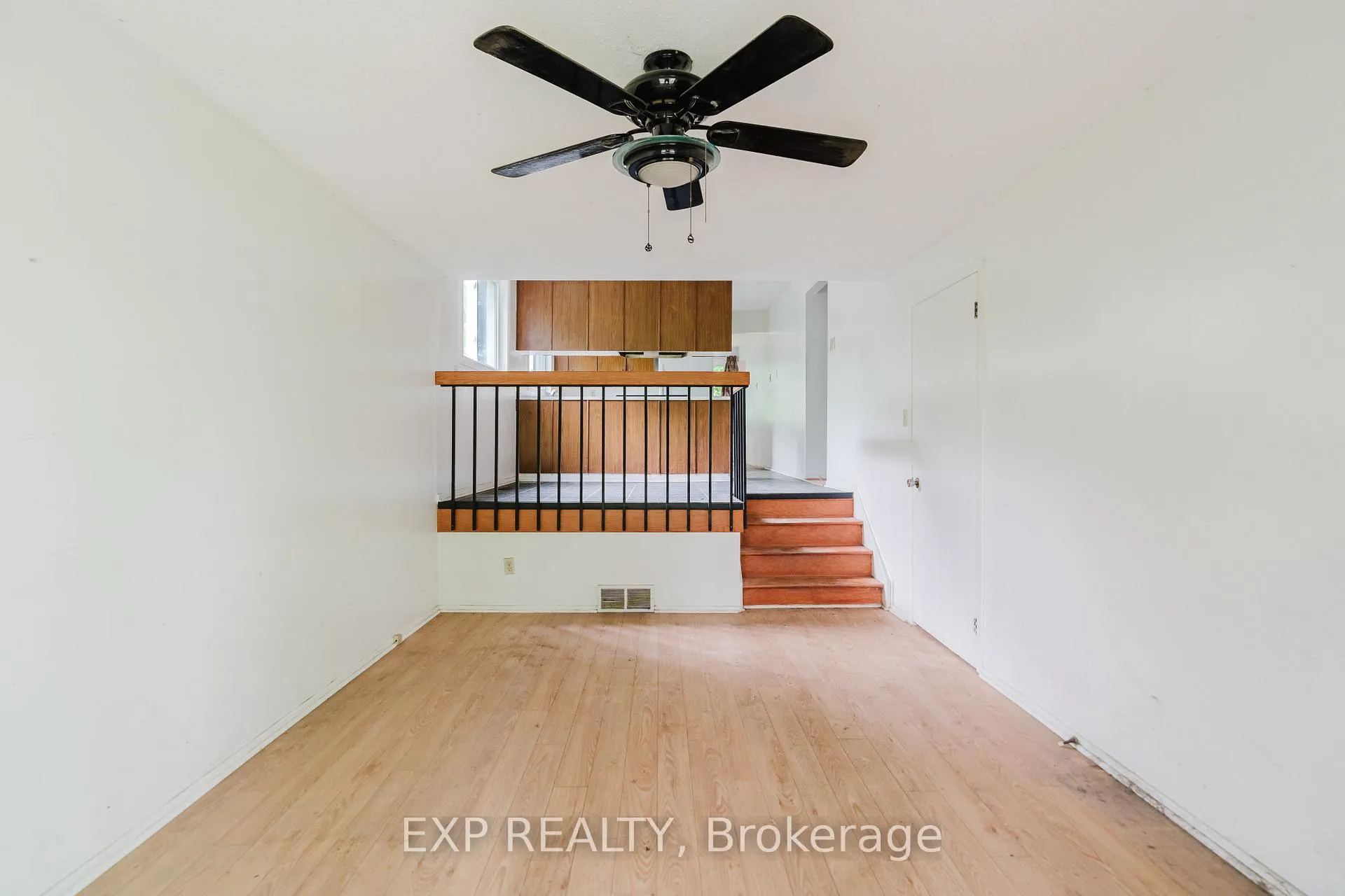 Photo 18 of 167 Withrow Avenue, Ottawa, Meadowlands/St. Claire Gardens — HOMEH