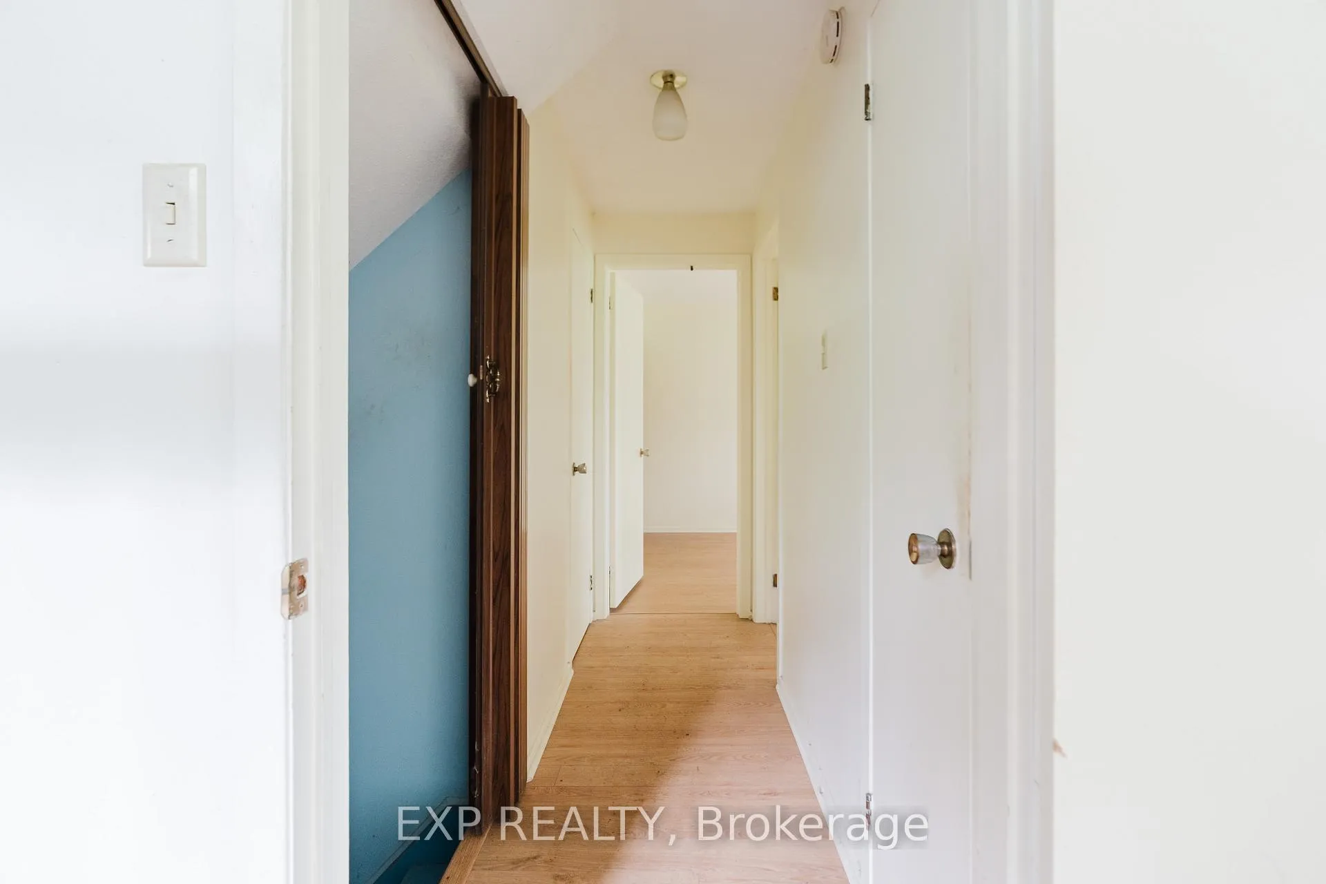 Photo 20 of 167 Withrow Avenue, Ottawa, Meadowlands/St. Claire Gardens — HOMEH