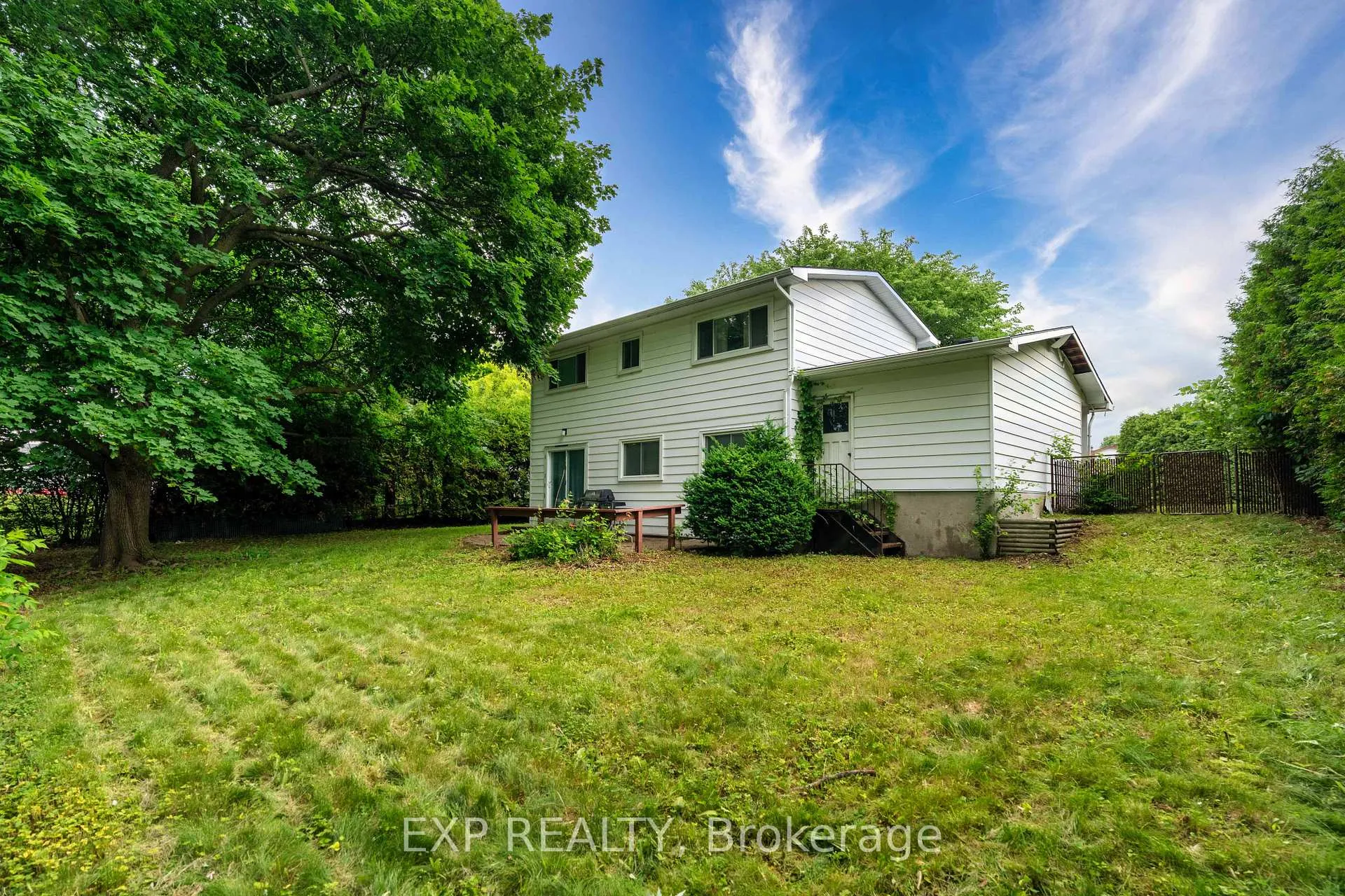 Photo 24 of 167 Withrow Avenue, Ottawa, Meadowlands/St. Claire Gardens — HOMEH