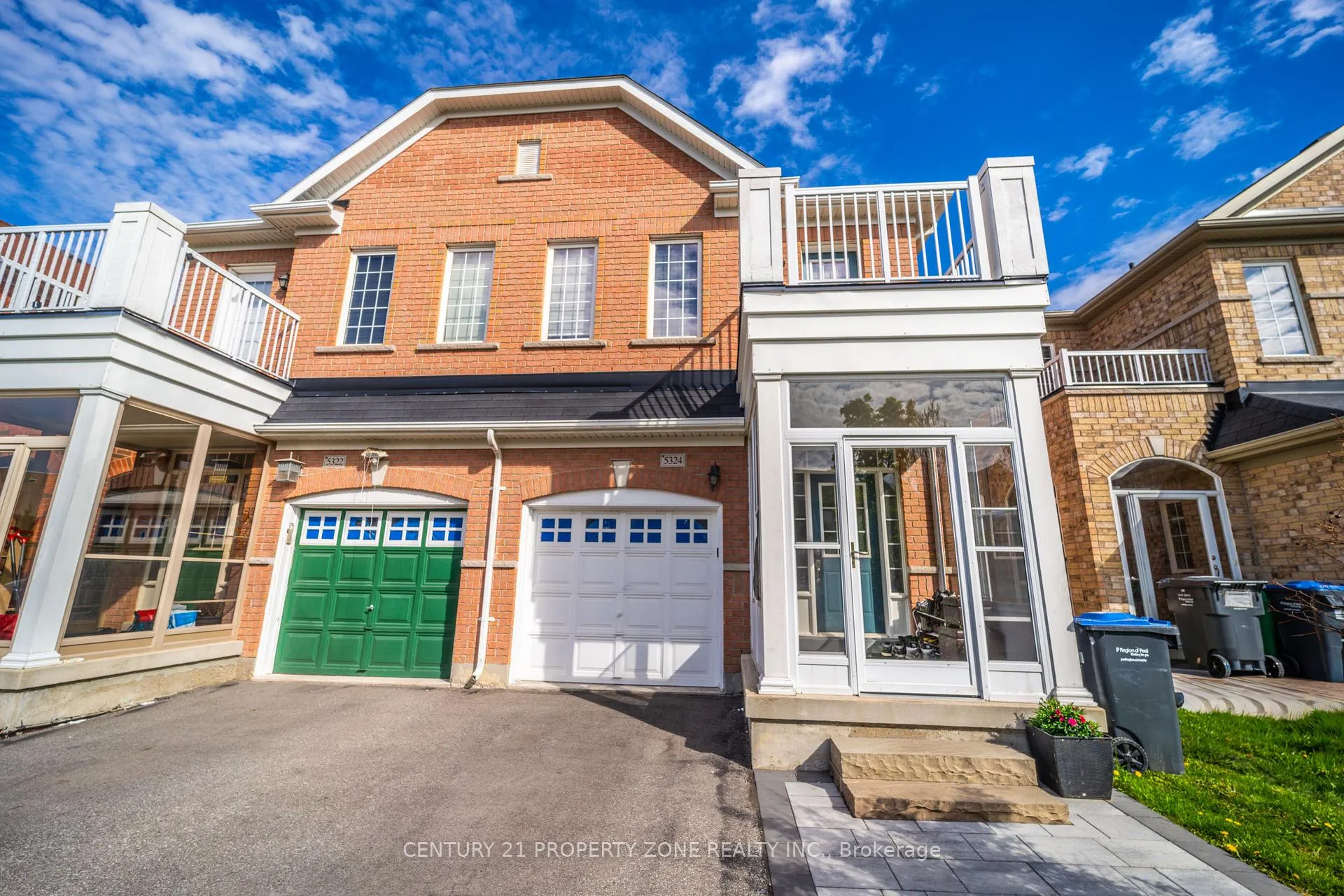 Photo 2 of 5324 Bellaggio Crescent, Mississauga, East Credit — HOMEH