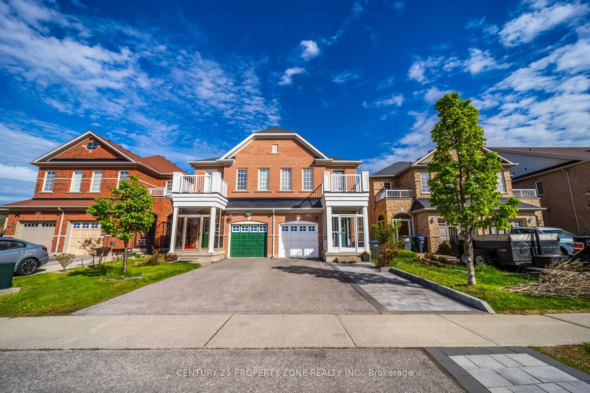 Photo 4 of 5324 Bellaggio Crescent, Mississauga, East Credit — HOMEH