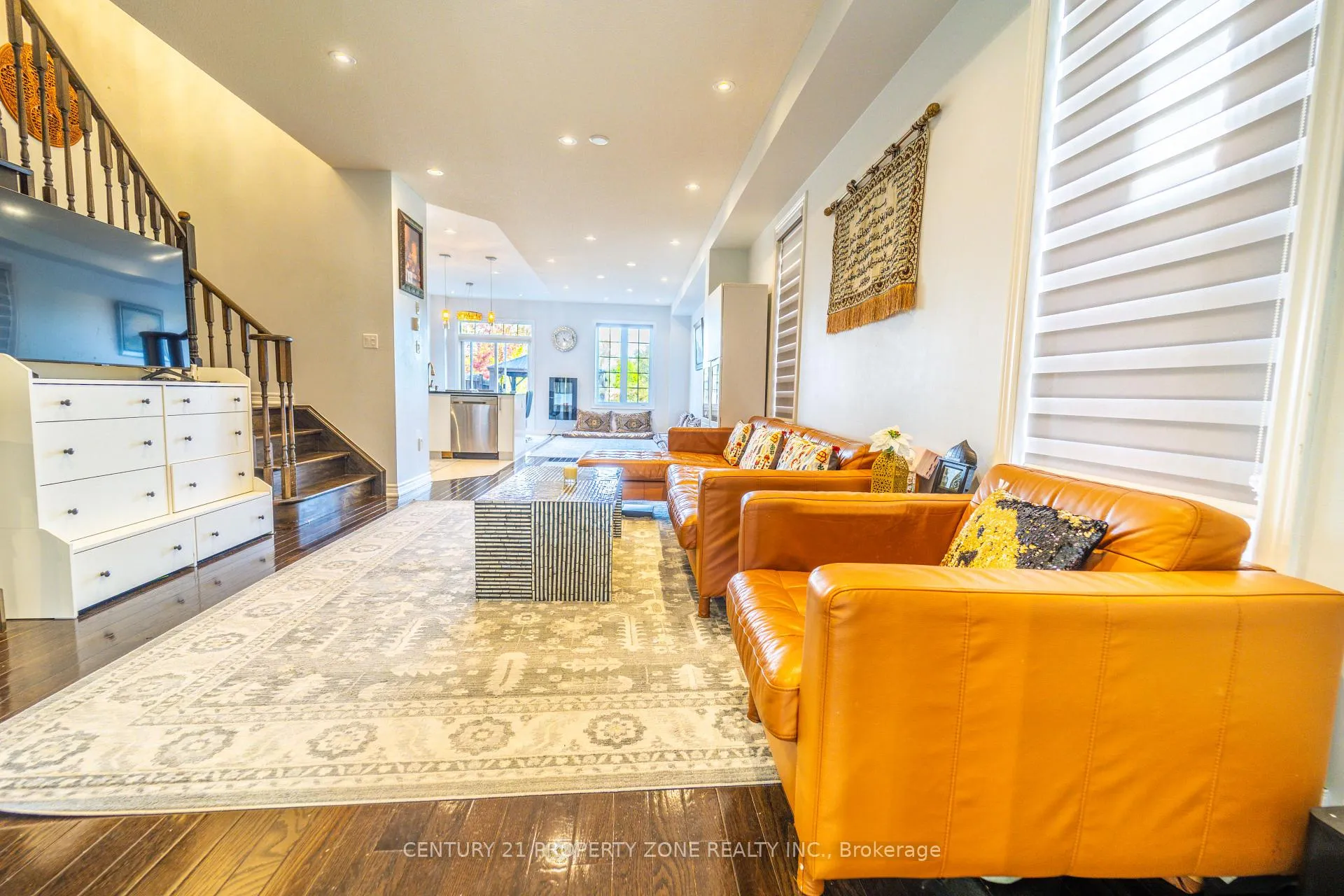 Photo 8 of 5324 Bellaggio Crescent, Mississauga, East Credit — HOMEH