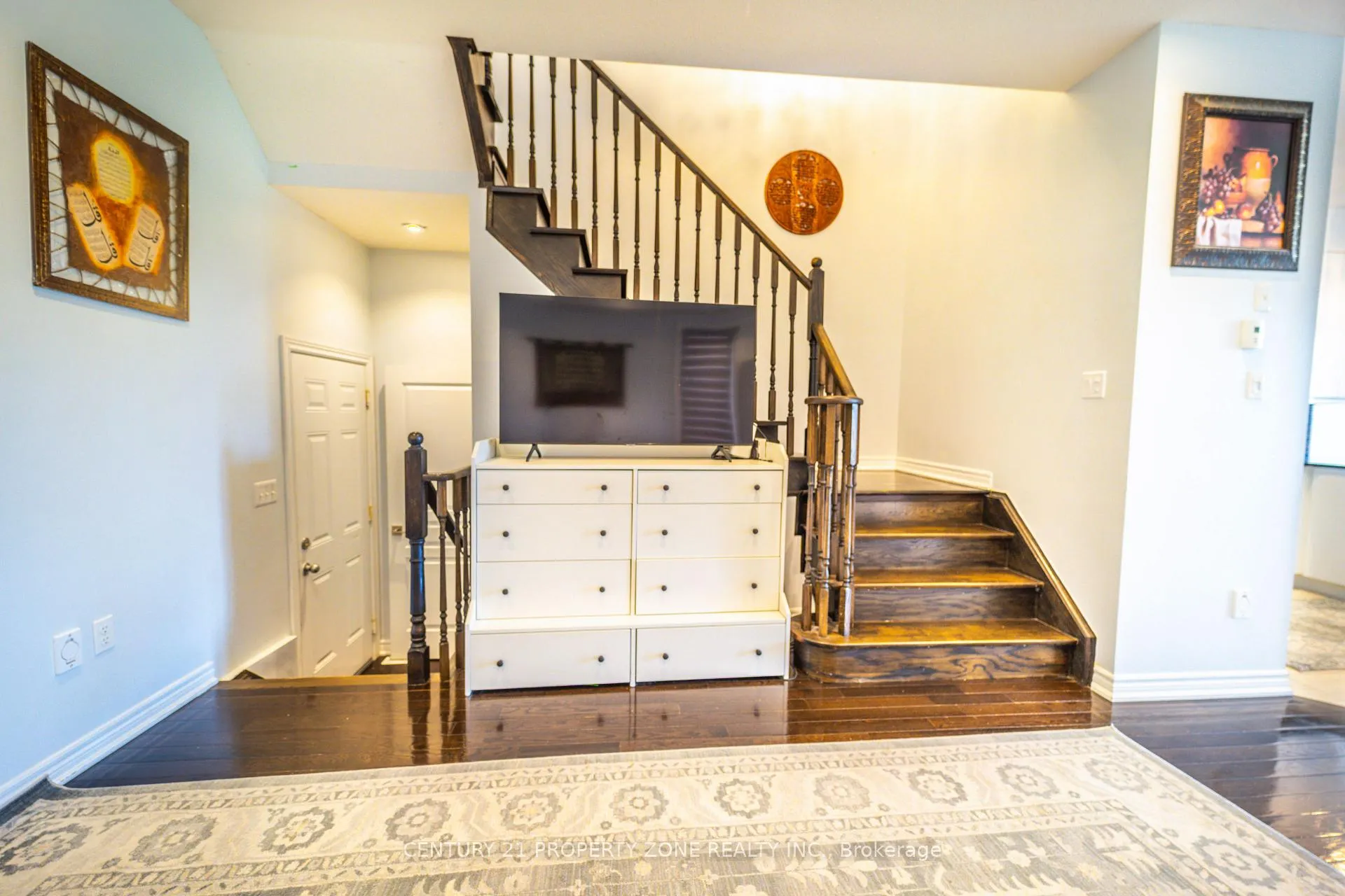 Photo 10 of 5324 Bellaggio Crescent, Mississauga, East Credit — HOMEH