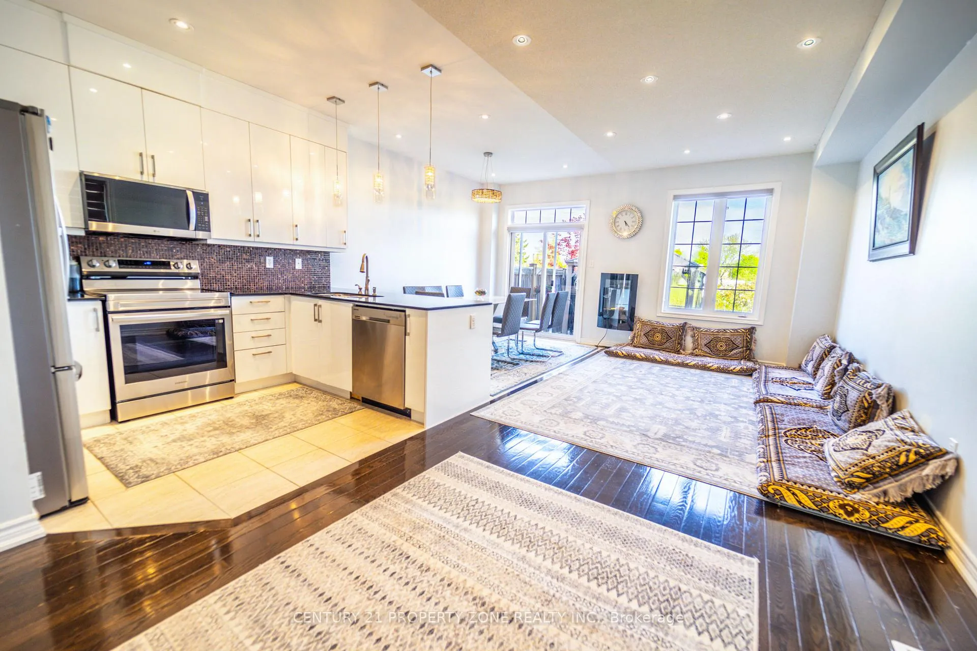 Photo 12 of 5324 Bellaggio Crescent, Mississauga, East Credit — HOMEH