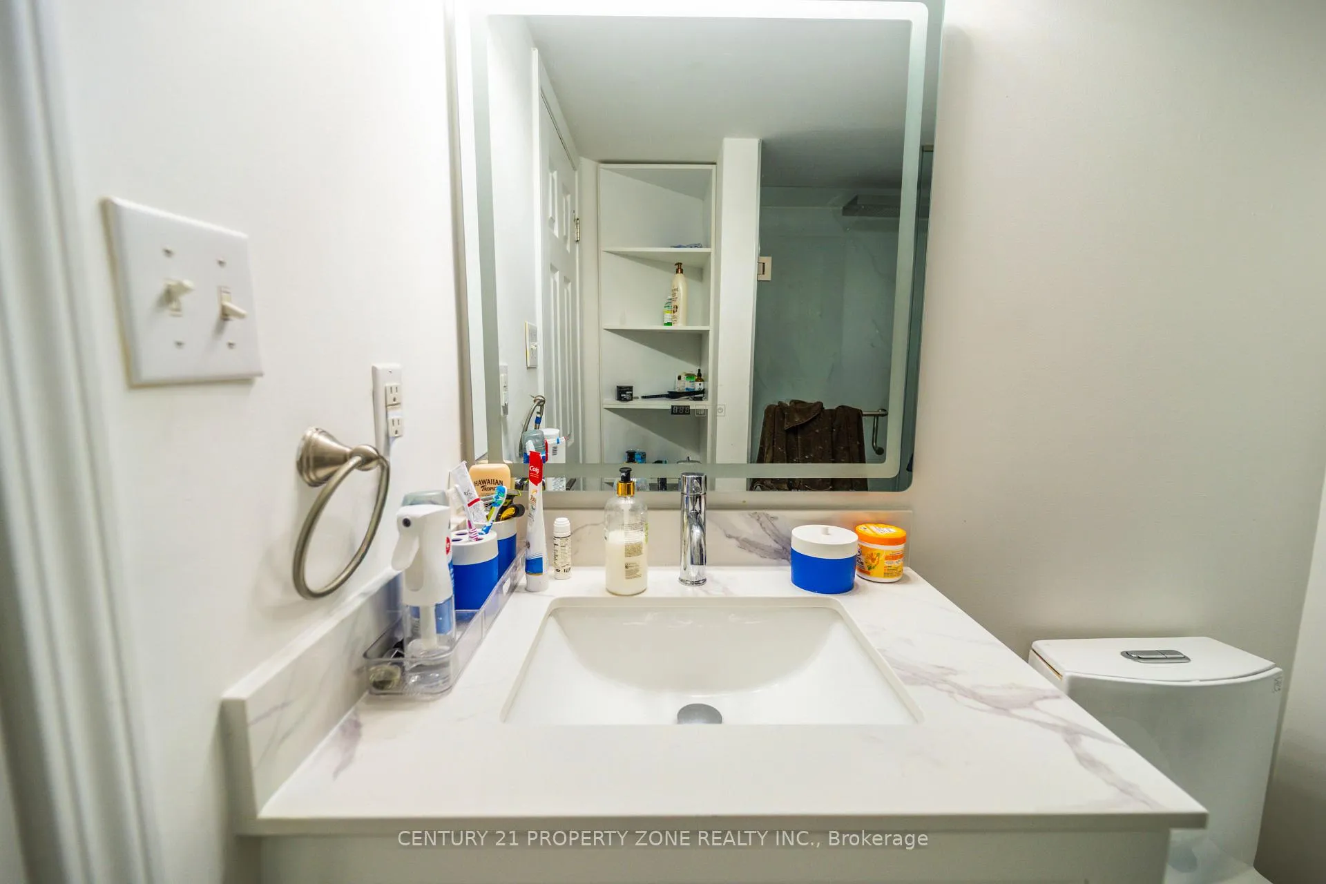 Photo 26 of 5324 Bellaggio Crescent, Mississauga, East Credit — HOMEH