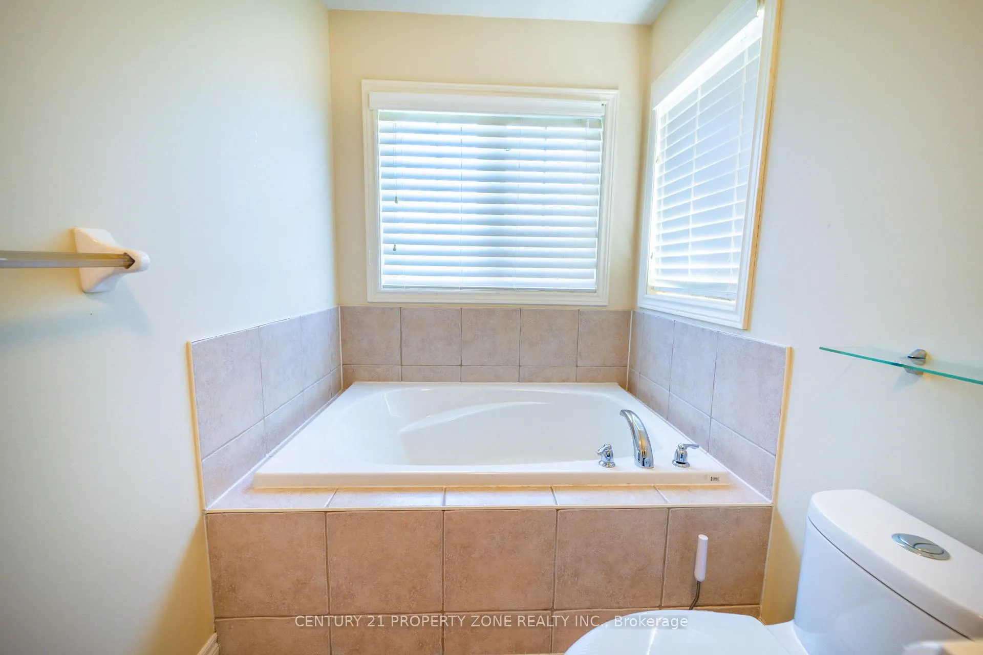 Photo 45 of 5324 Bellaggio Crescent, Mississauga, East Credit — HOMEH