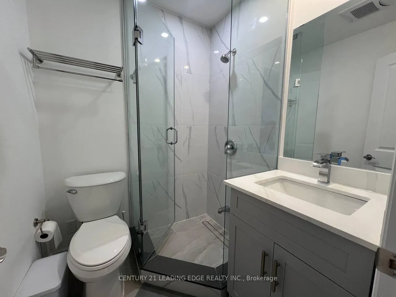 Photo 6 of 48 Houston Crescent, North York, Don Valley Village — HOMEH