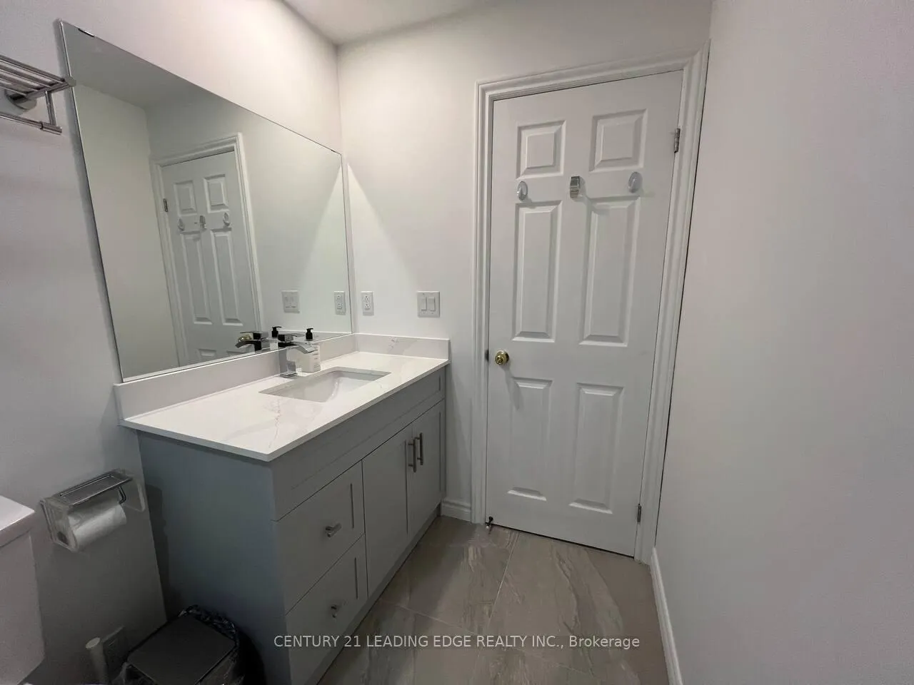 Photo 7 of 48 Houston Crescent, North York, Don Valley Village — HOMEH