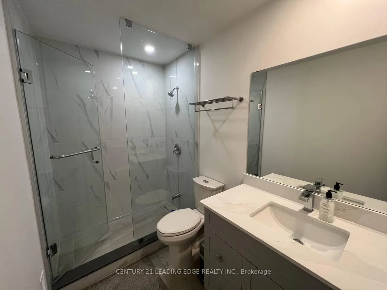 Photo 8 of 48 Houston Crescent, North York, Don Valley Village — HOMEH