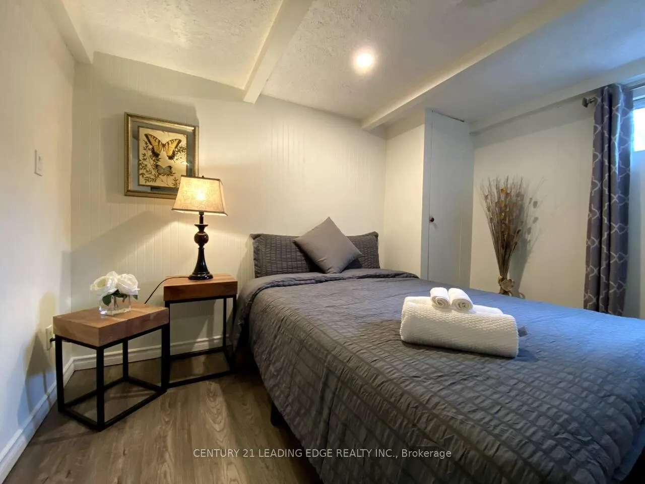 Photo 15 of 48 Houston Crescent, North York, Don Valley Village — HOMEH