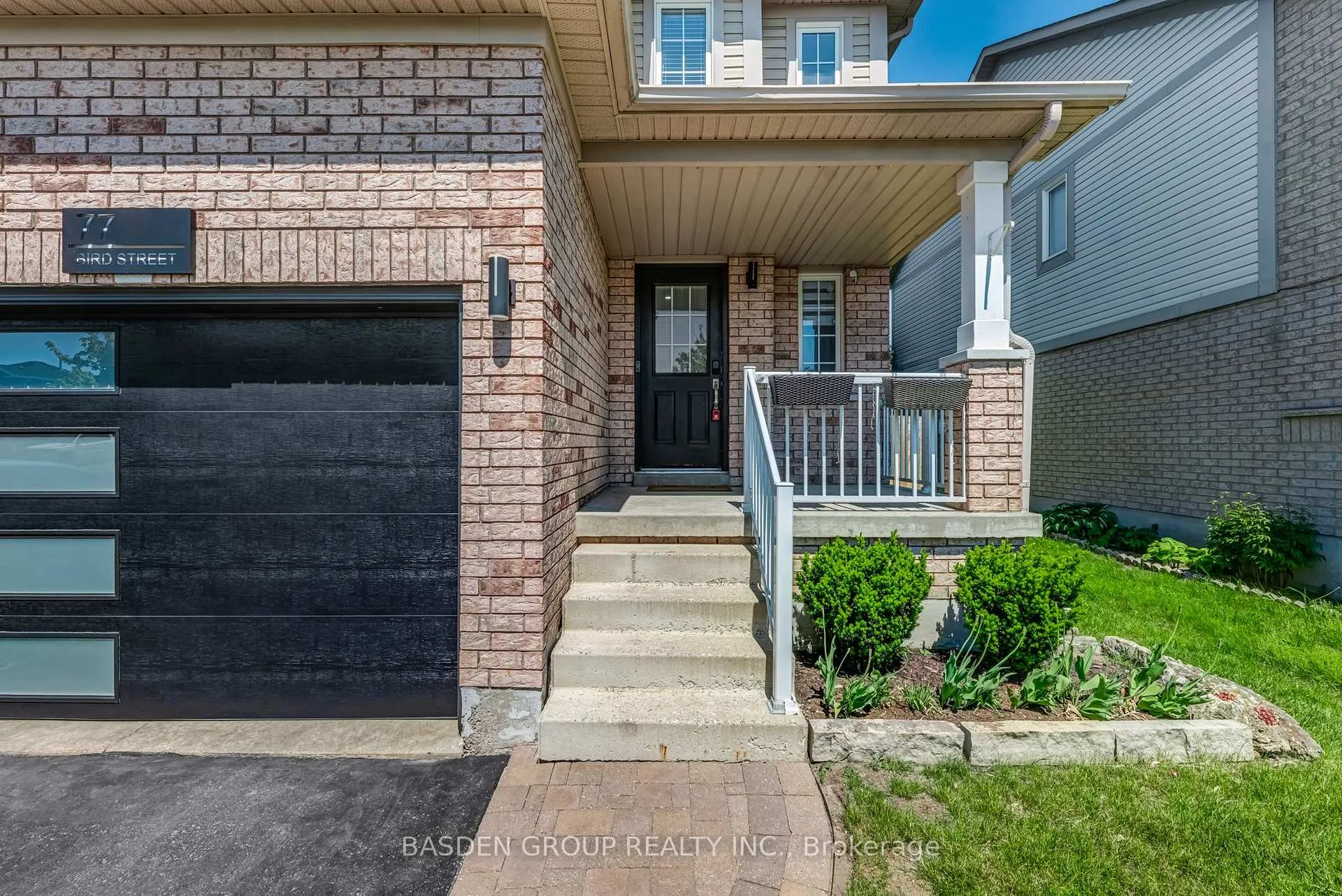 Photo 3 of 77 Bird Street, Barrie, Edgehill Drive — HOMEH