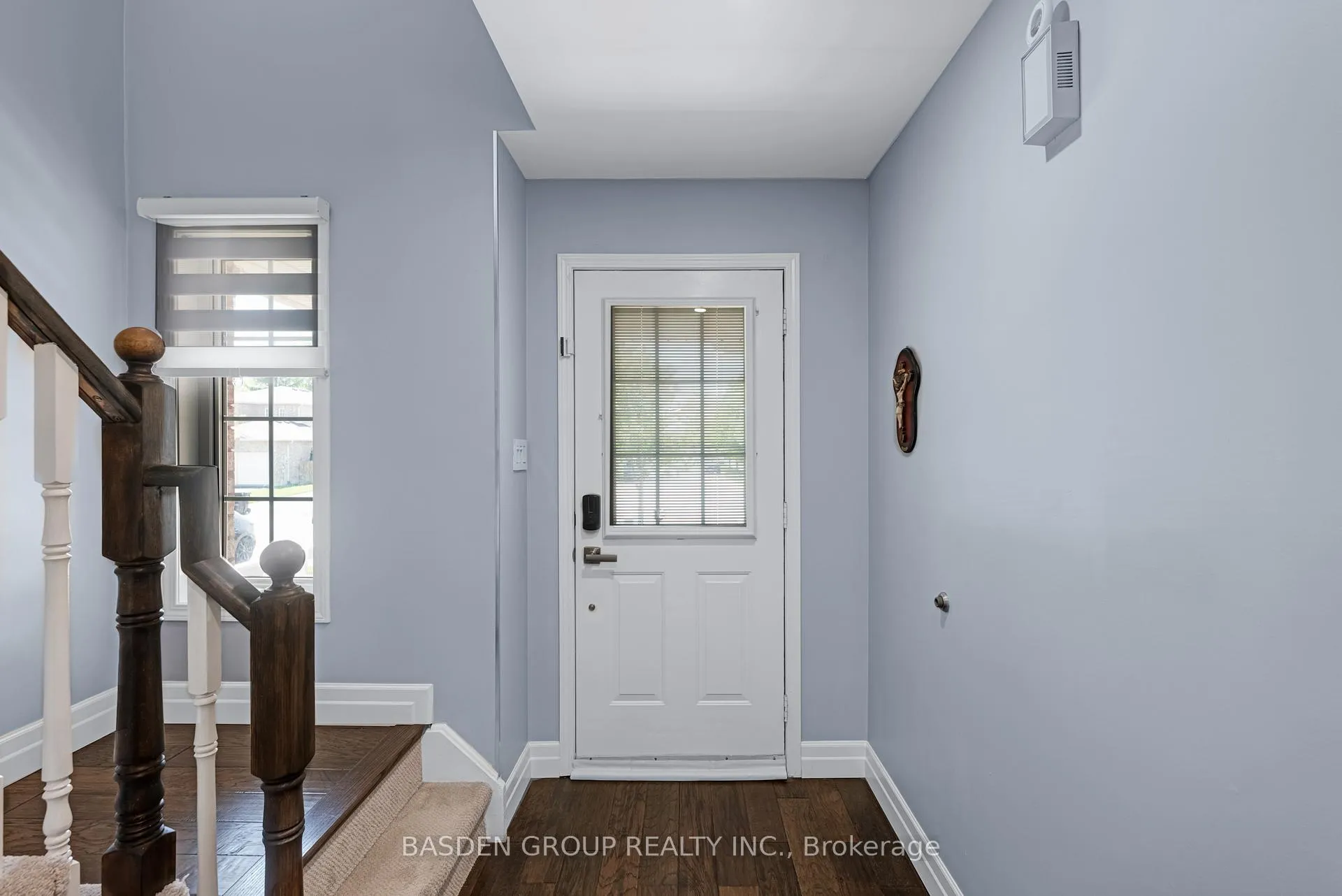 Photo 4 of 77 Bird Street, Barrie, Edgehill Drive — HOMEH
