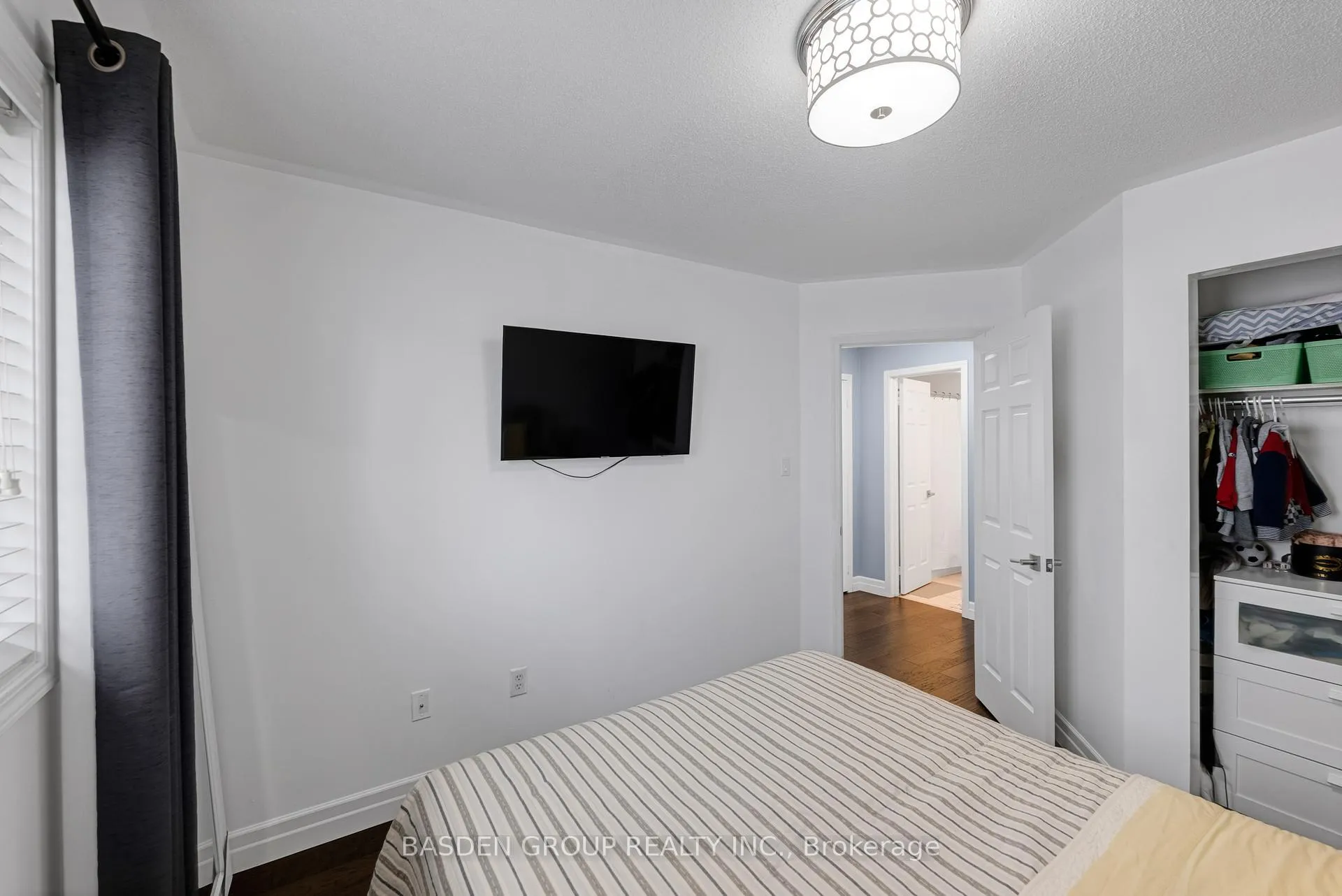Photo 32 of 77 Bird Street, Barrie, Edgehill Drive — HOMEH